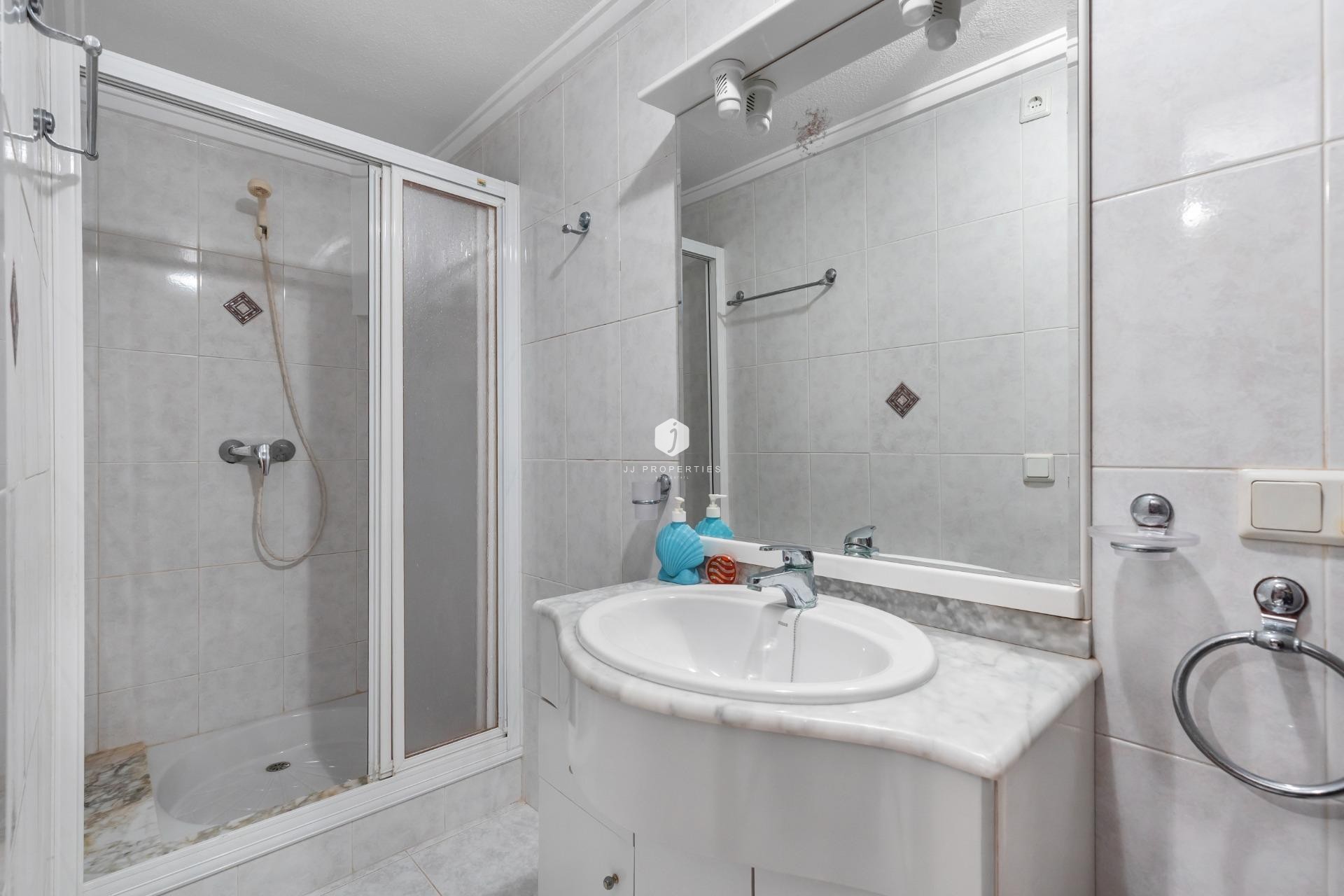 Aus zweiter Hand - Villa -
Rojales - Pueblo Bravo