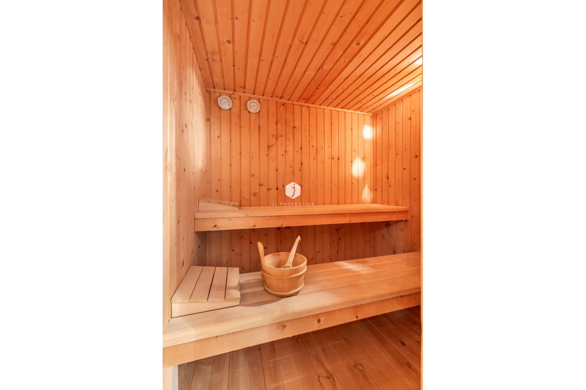 Aus zweiter Hand - Villa -
Rojales - Pueblo Bravo