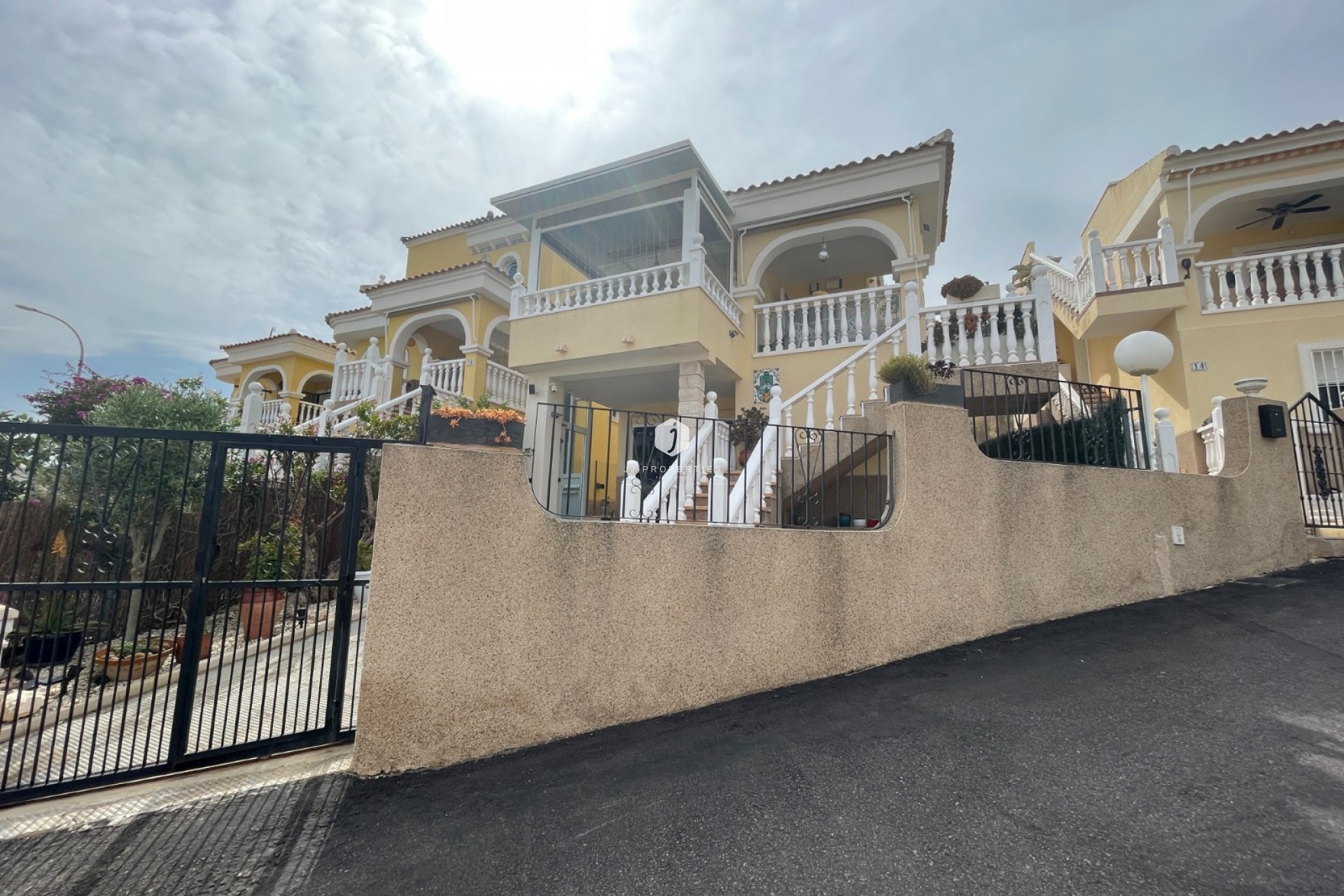 Aus zweiter Hand - Villa -
San Fulgencio - Costa Blanca