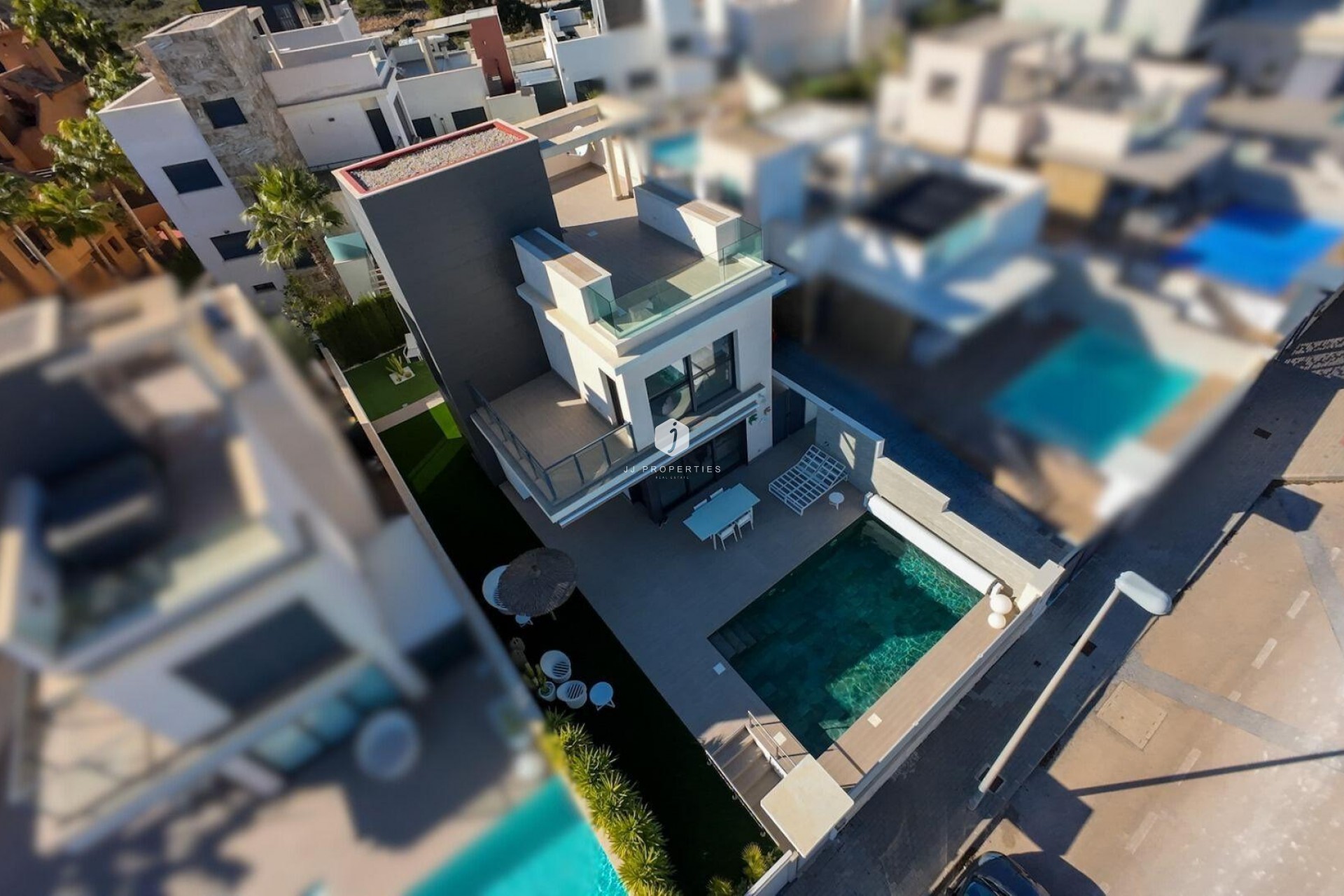 Aus zweiter Hand - Villa -
San Miguel de Salinas - Bellavista