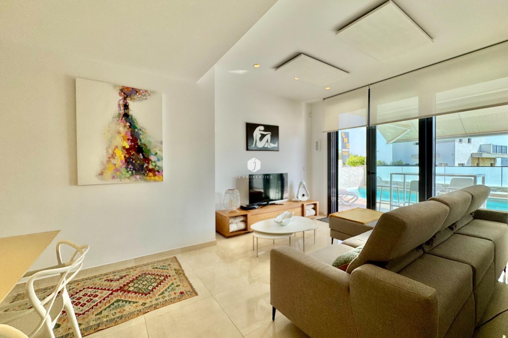 Aus zweiter Hand - Villa -
San Miguel de Salinas - Bellavista