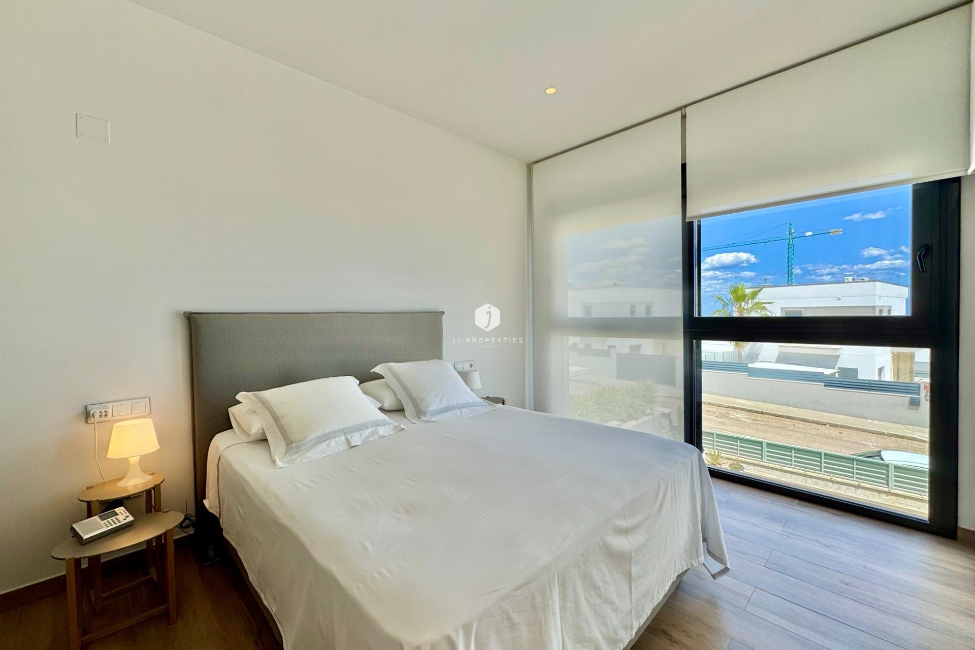 Aus zweiter Hand - Villa -
San Miguel de Salinas - Bellavista