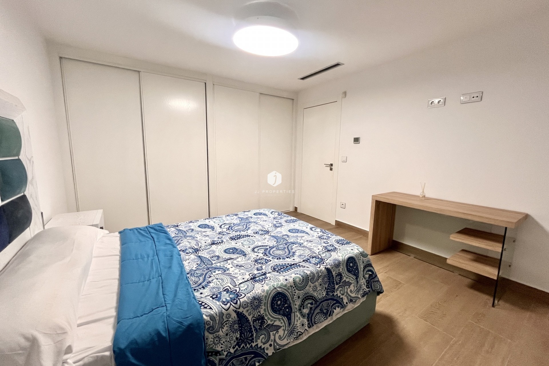 Aus zweiter Hand - Villa -
San Miguel de Salinas - Inland