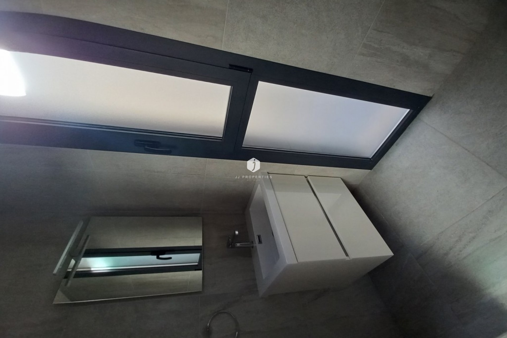 Aus zweiter Hand - Villa -
San Miguel de Salinas - Inland