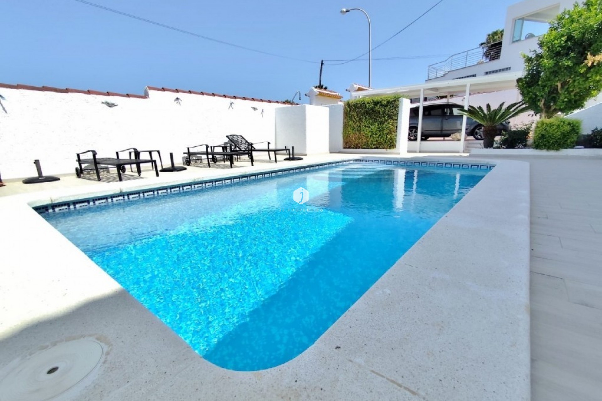 Aus zweiter Hand - Villa -
San Miguel de Salinas - Inland