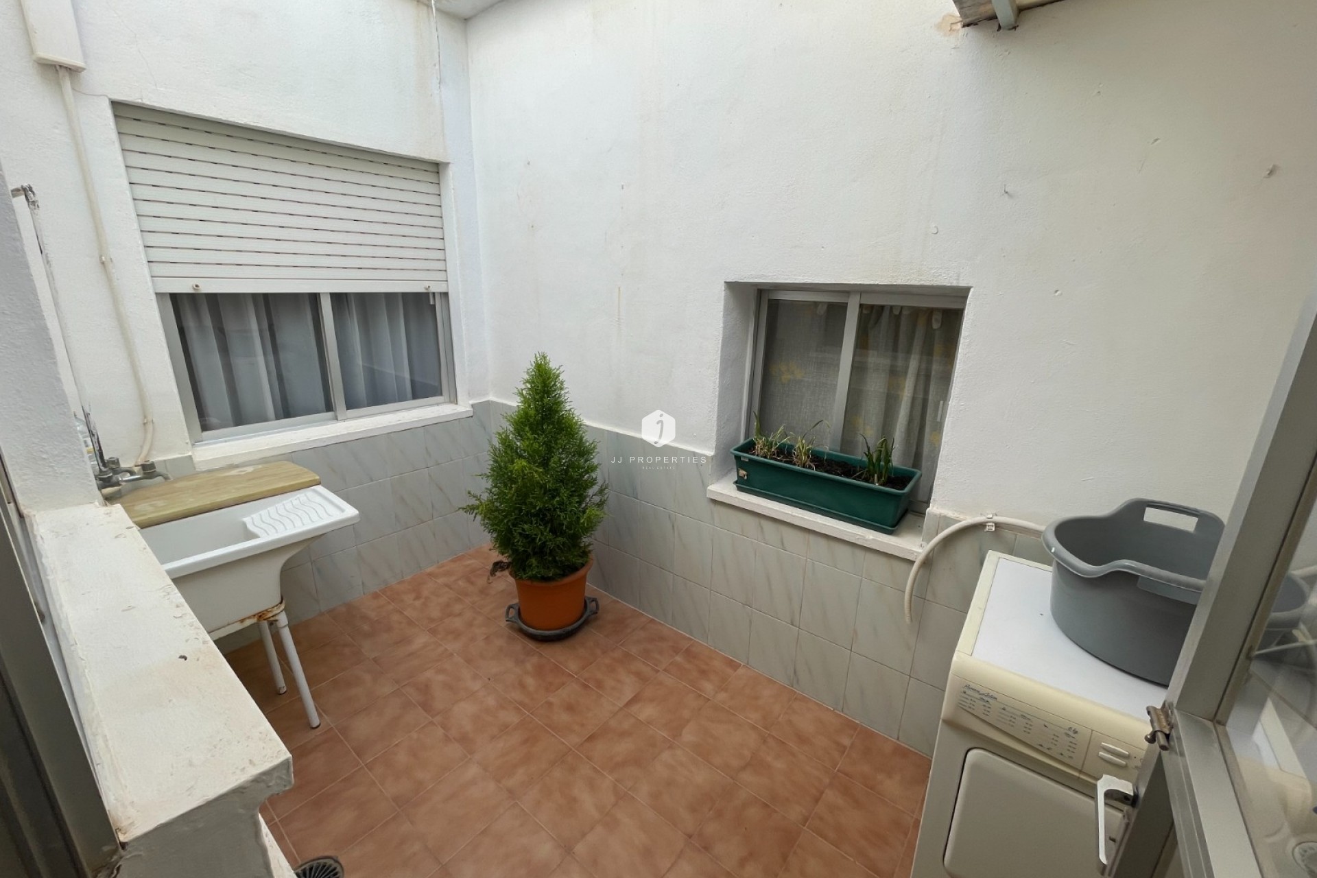 Aus zweiter Hand - Villa -
San Miguel de Salinas - Inland