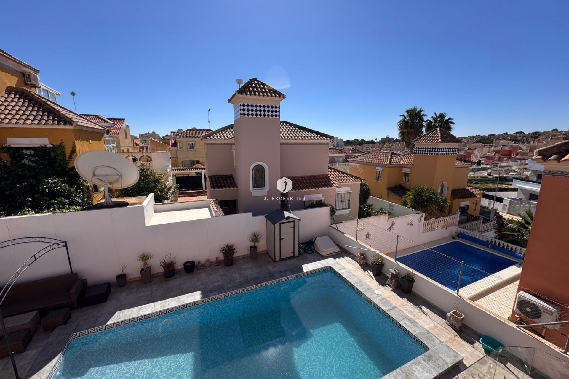 Aus zweiter Hand - Villa -
San Miguel de Salinas - Inland