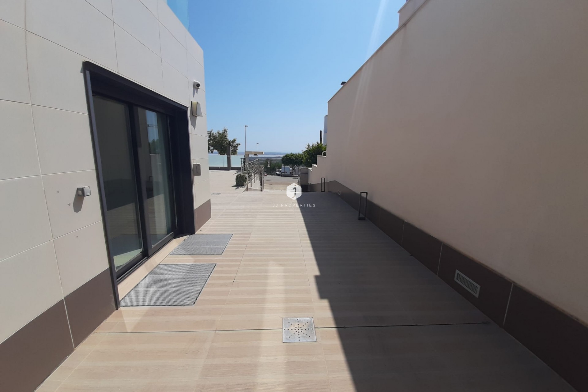 Aus zweiter Hand - Villa -
San Miguel de Salinas - Inland