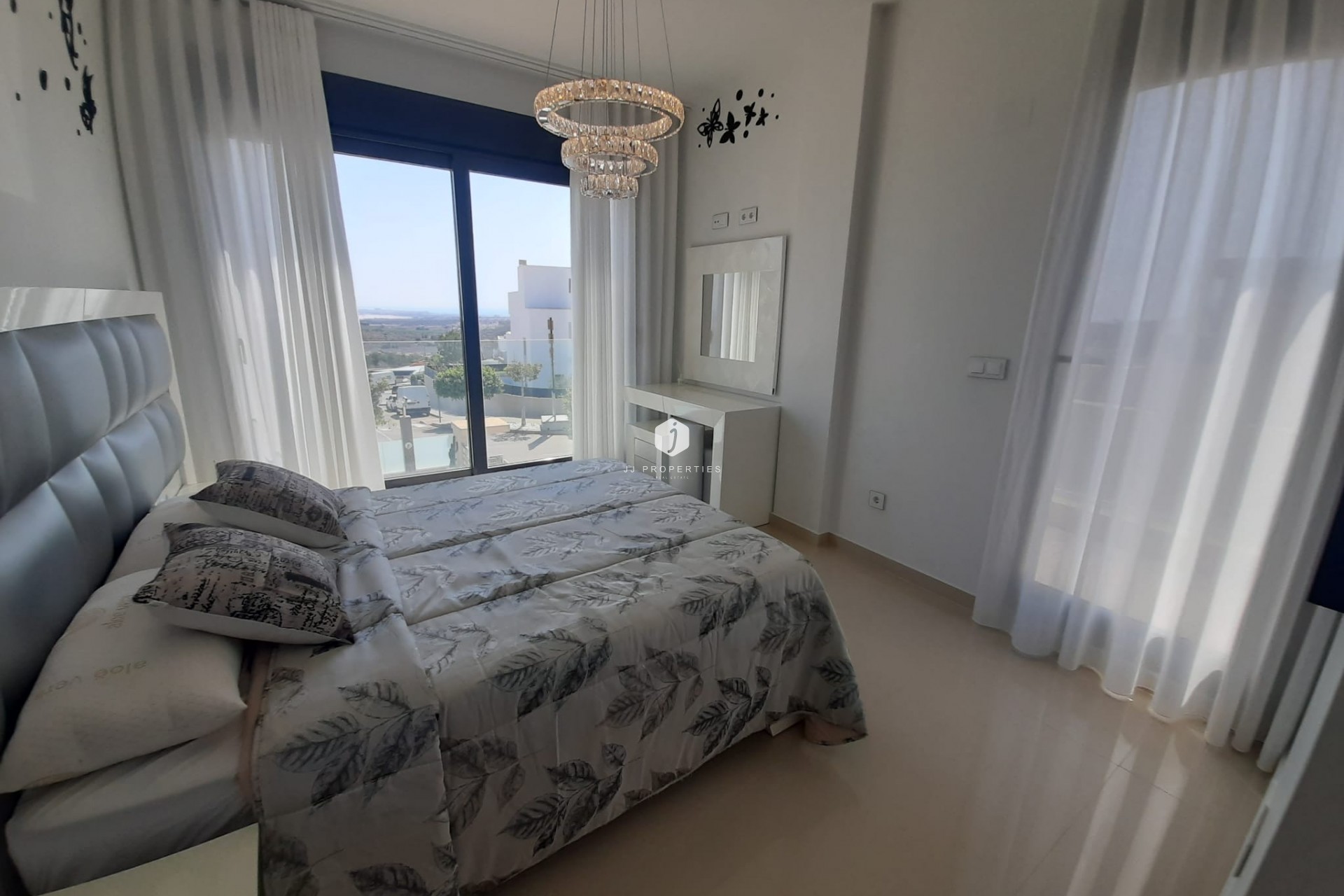 Aus zweiter Hand - Villa -
San Miguel de Salinas - Inland