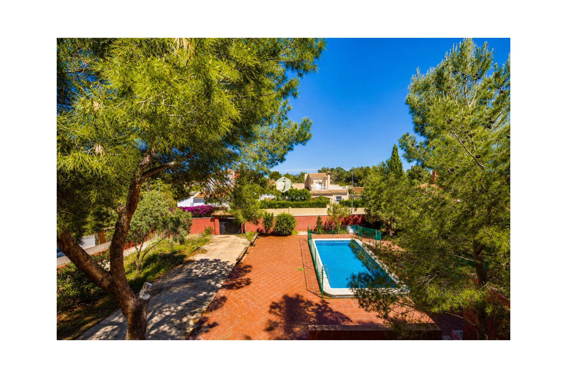 Aus zweiter Hand - Villa -
San Miguel de Salinas - Inland