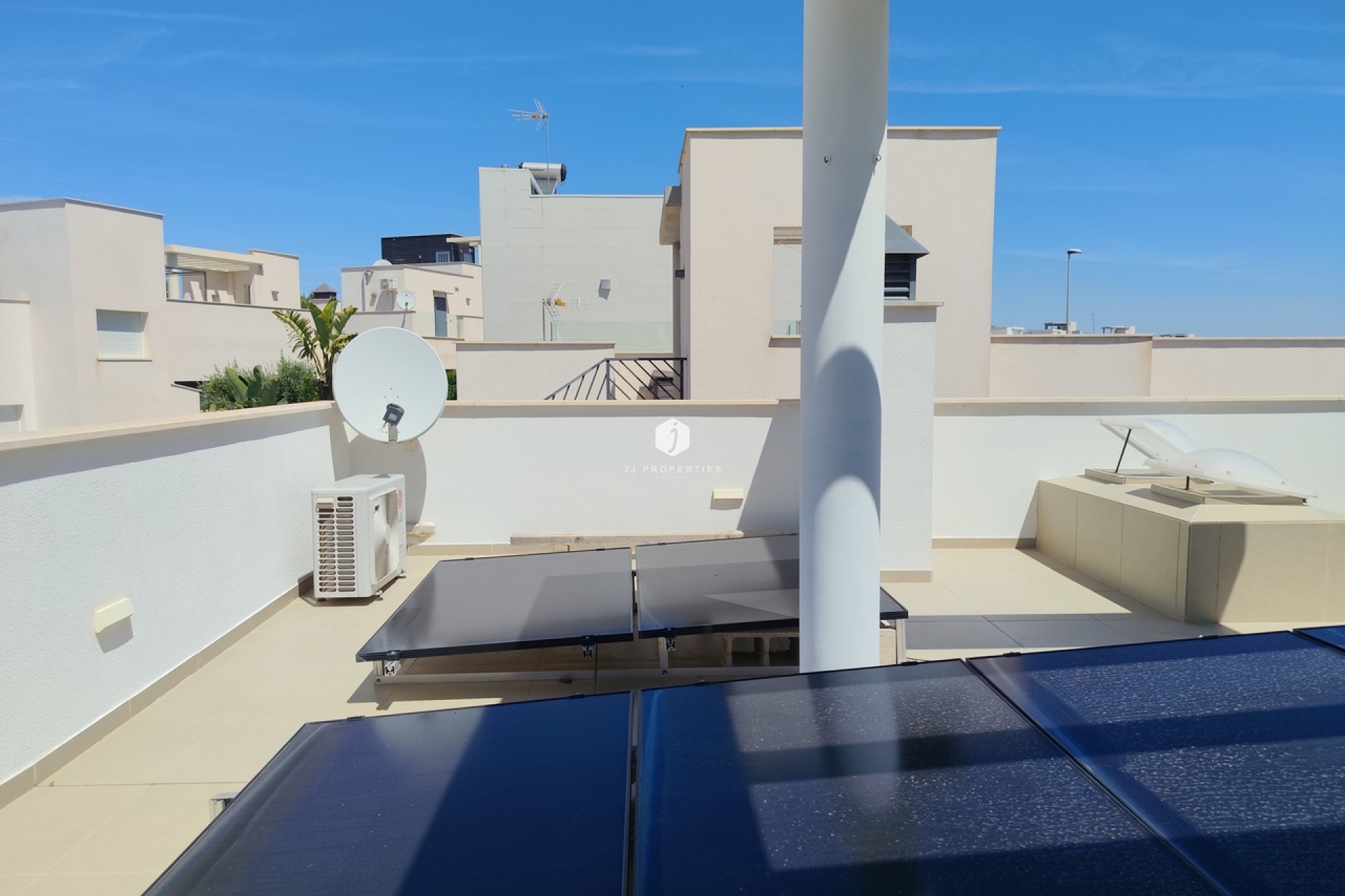 Aus zweiter Hand - Villa -
San Miguel de Salinas - Inland
