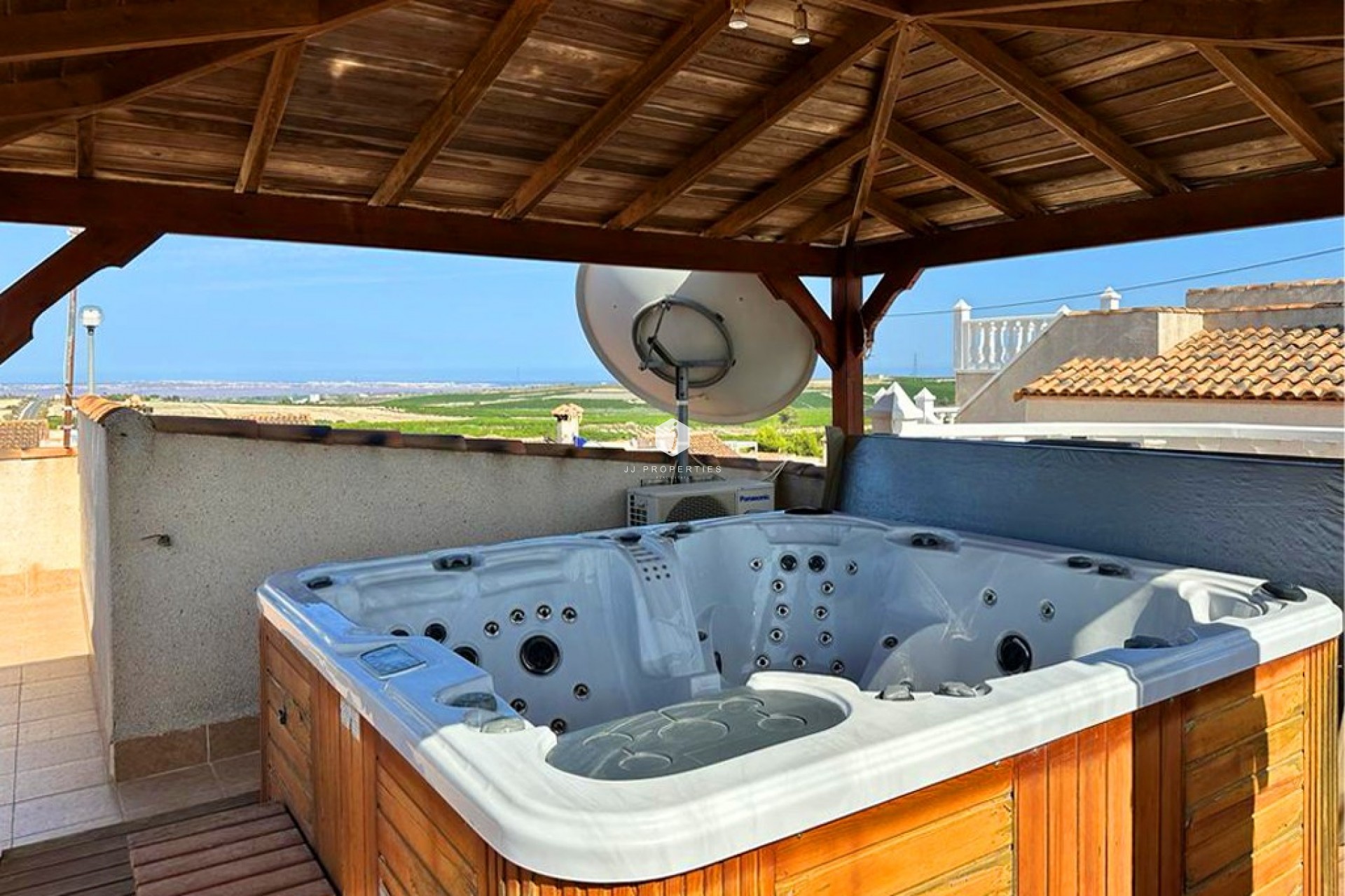 Aus zweiter Hand - Villa -
San Miguel de Salinas - Inland