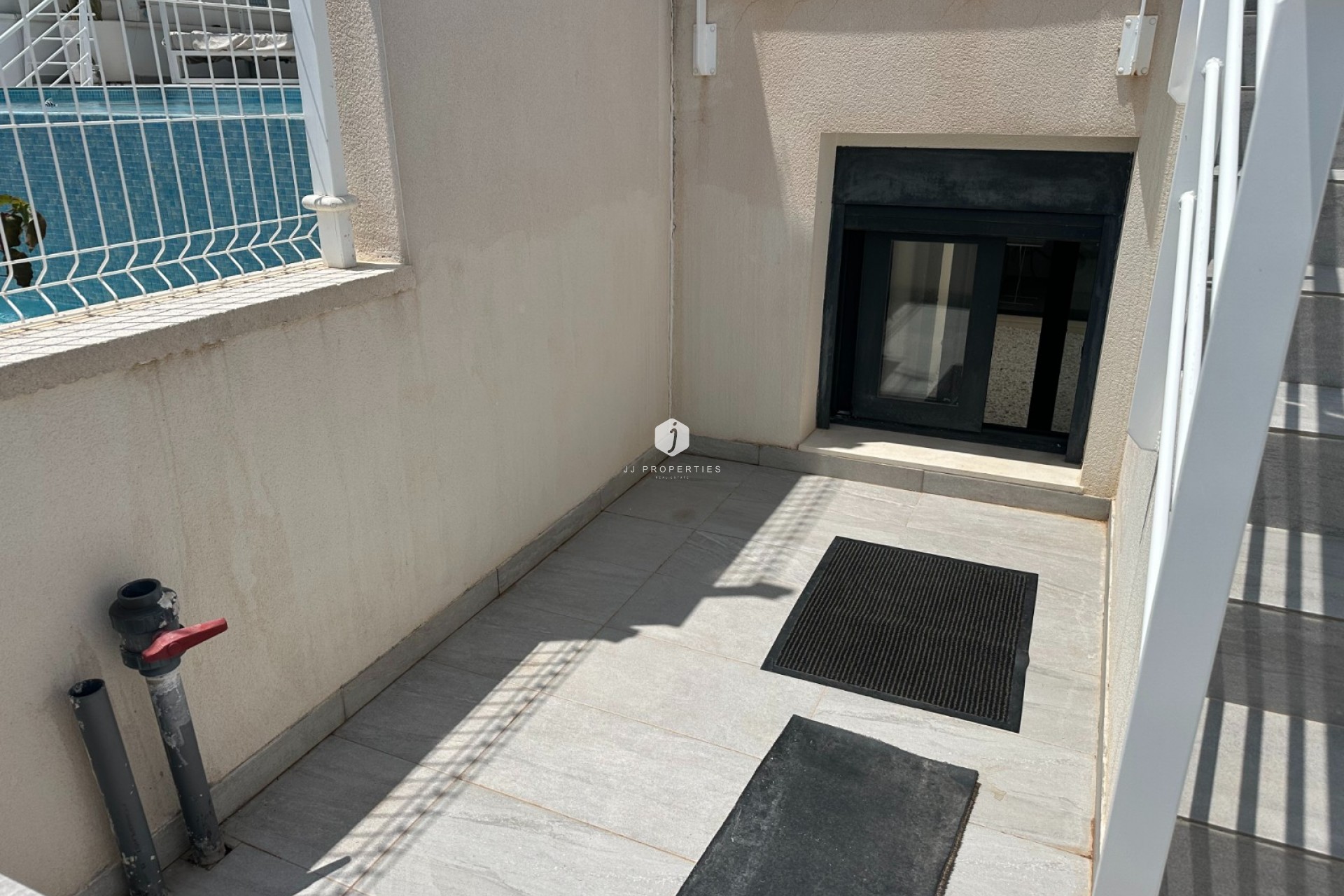 Aus zweiter Hand - Villa -
San Miguel de Salinas - Inland
