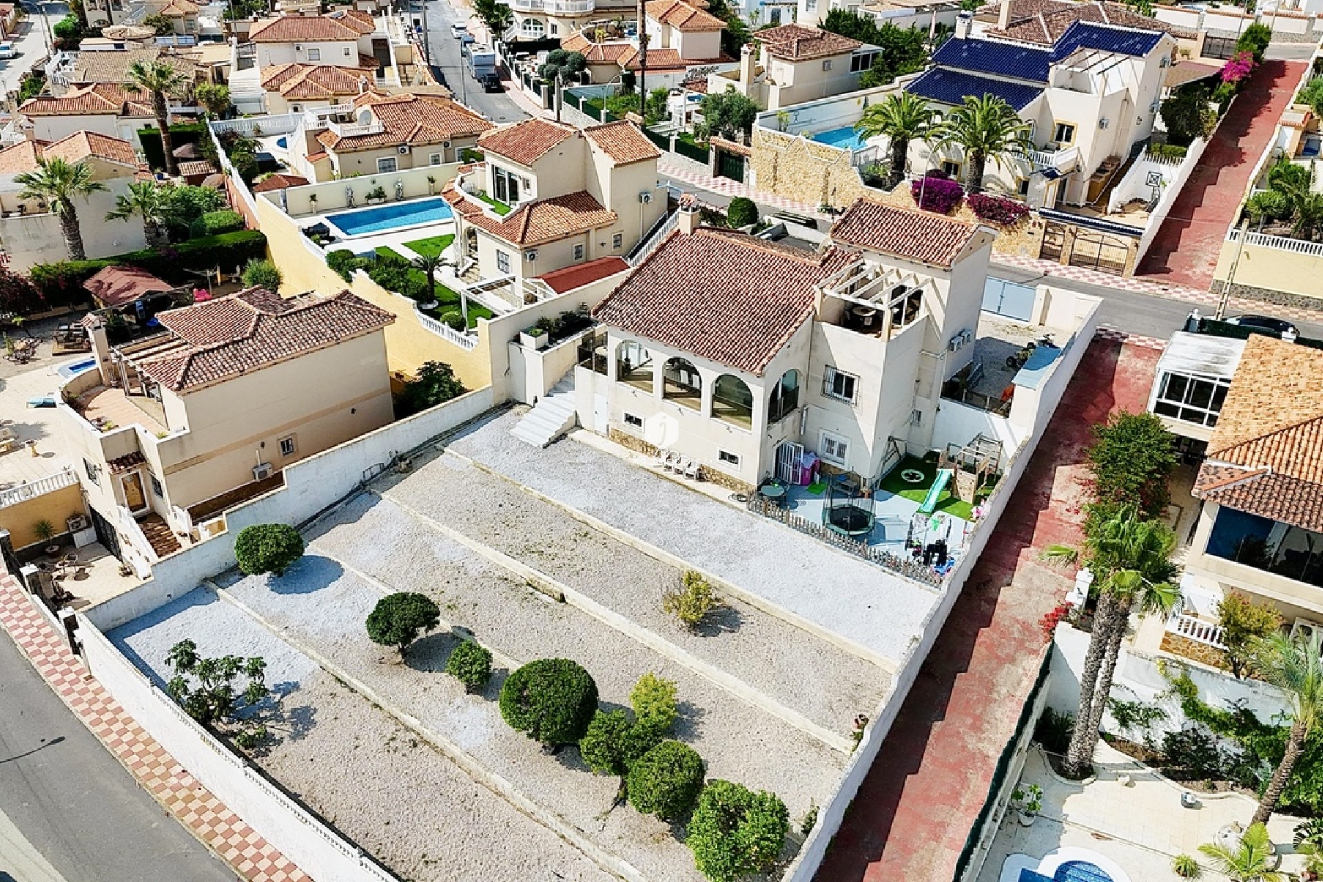 Aus zweiter Hand - Villa -
San Miguel de Salinas - Inland