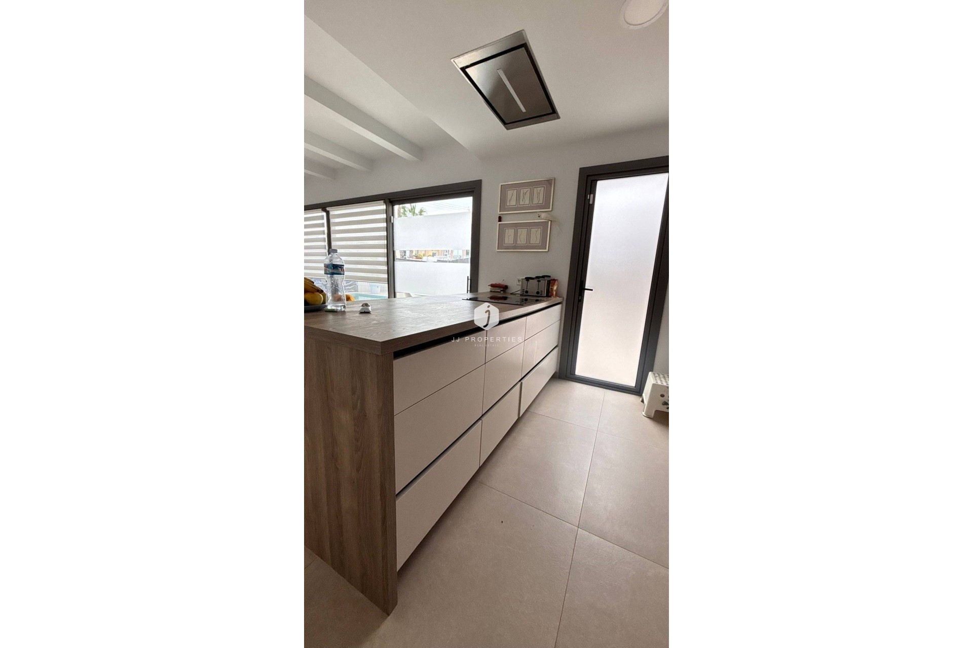 Aus zweiter Hand - Villa -
San Miguel de Salinas - Urbanizacion Blue Lagoon