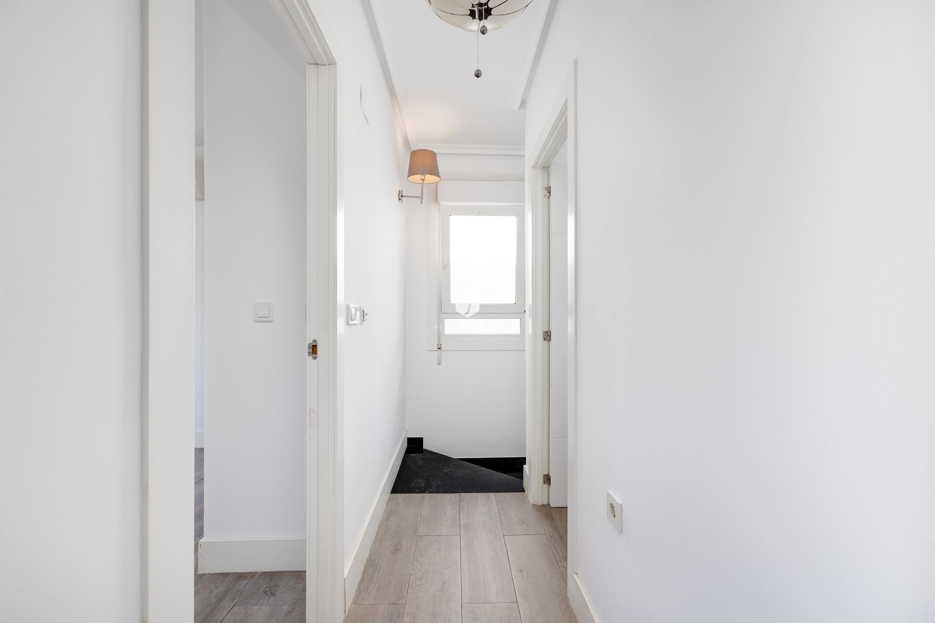 Aus zweiter Hand - Villa -
Torrevieja - aguas nuevas