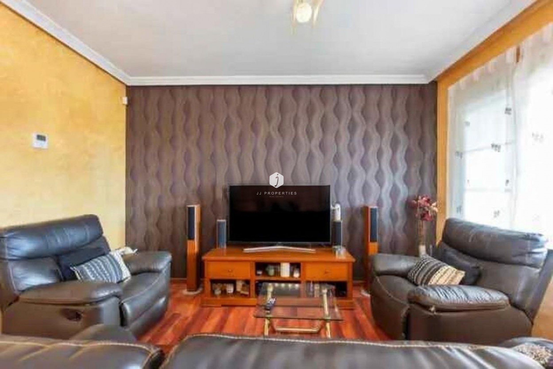 Aus zweiter Hand - Villa -
Torrevieja - aguas nuevas