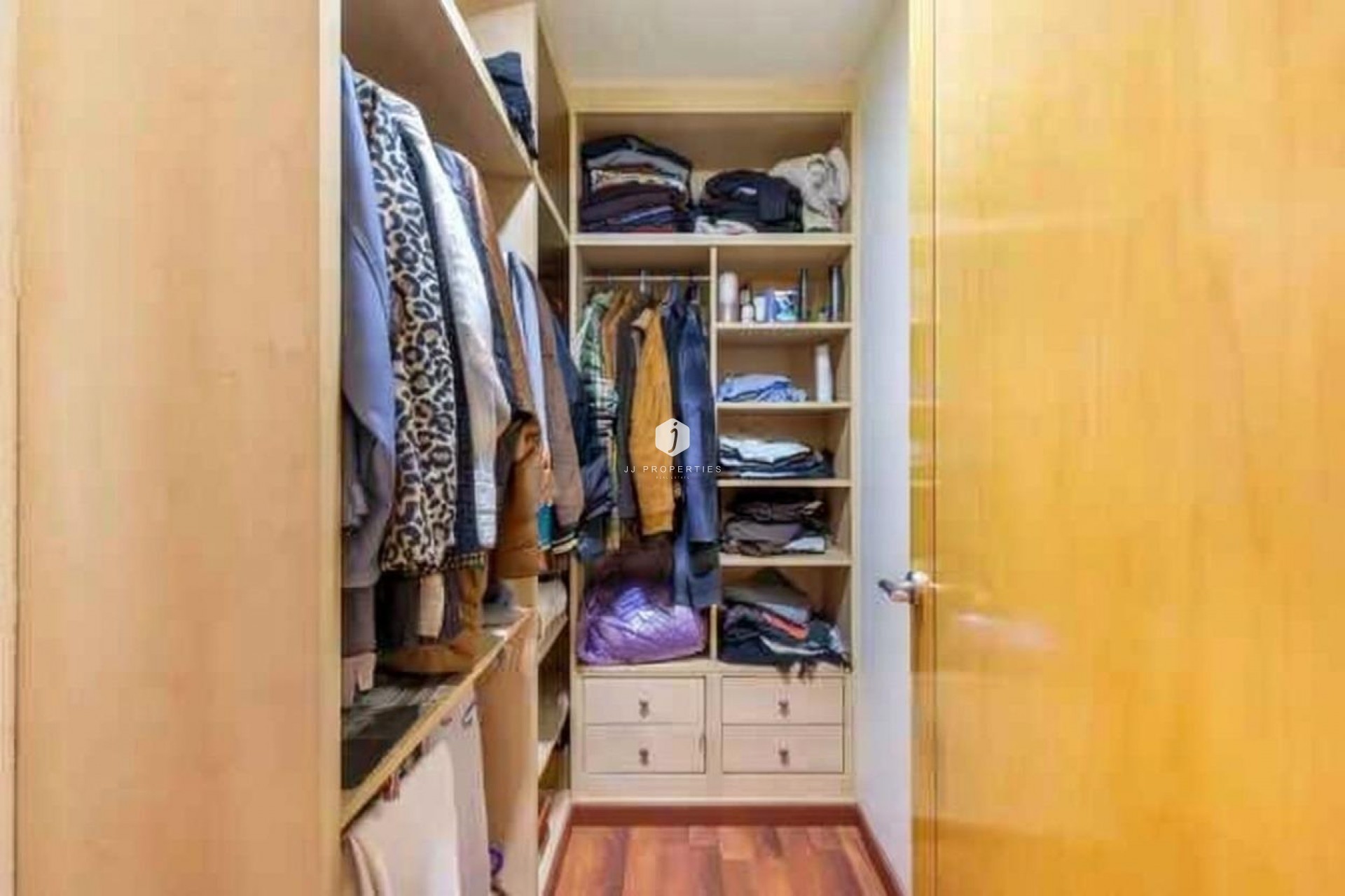 Aus zweiter Hand - Villa -
Torrevieja - aguas nuevas