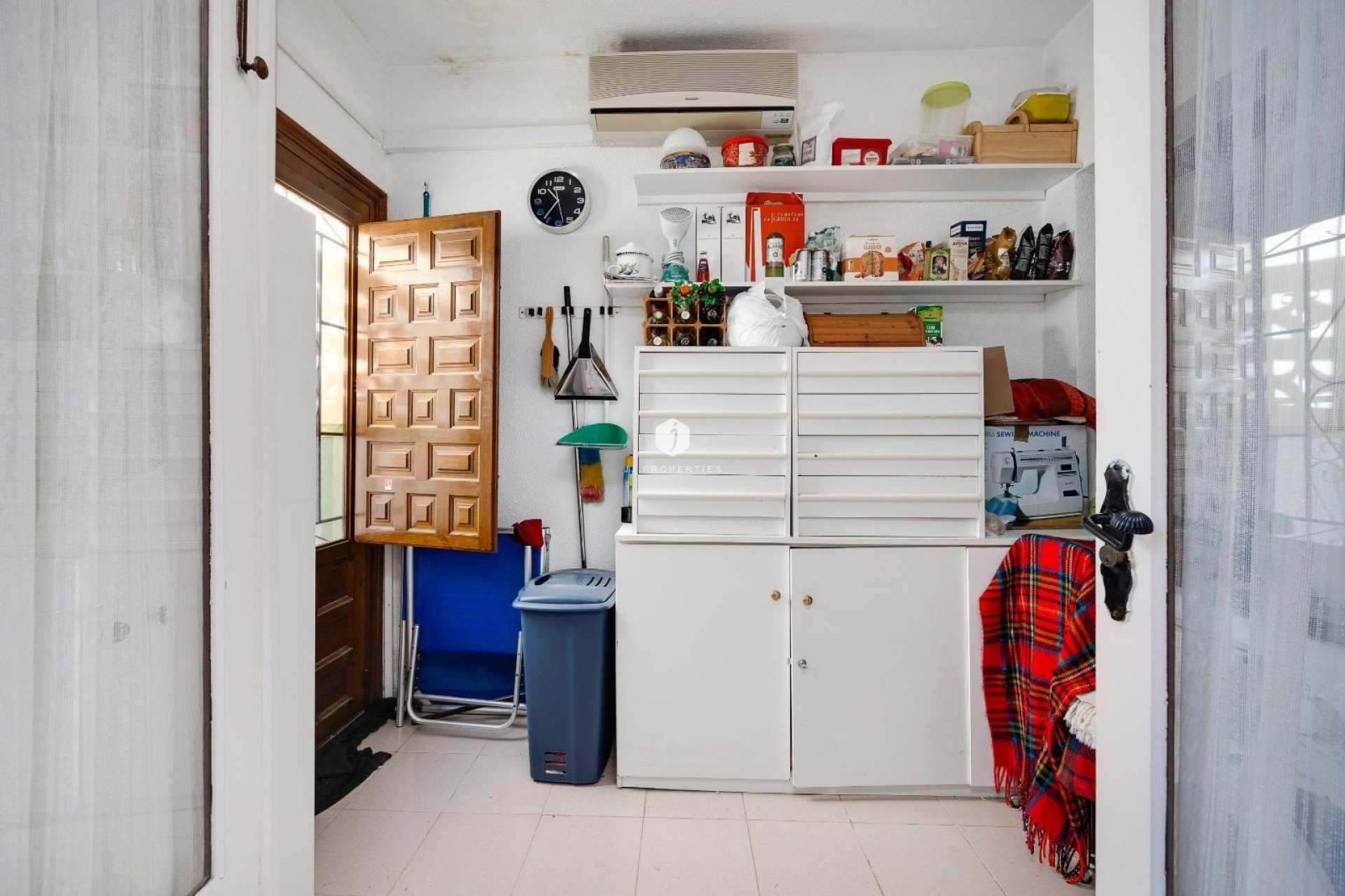 Aus zweiter Hand - Villa -
Torrevieja - Calas blanca