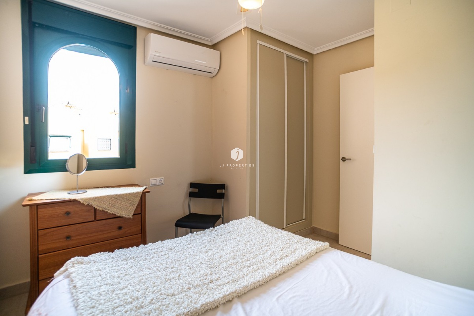 Aus zweiter Hand - Villa -
Torrevieja - Costa Blanca