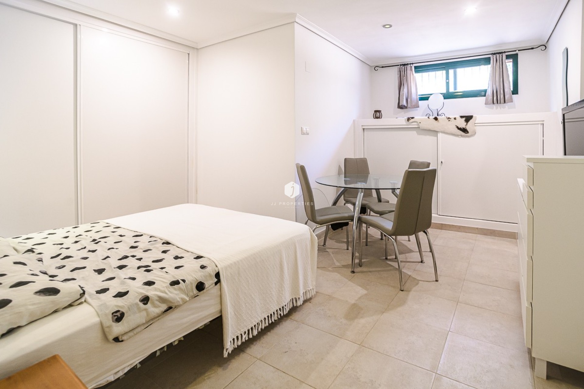 Aus zweiter Hand - Villa -
Torrevieja - Costa Blanca