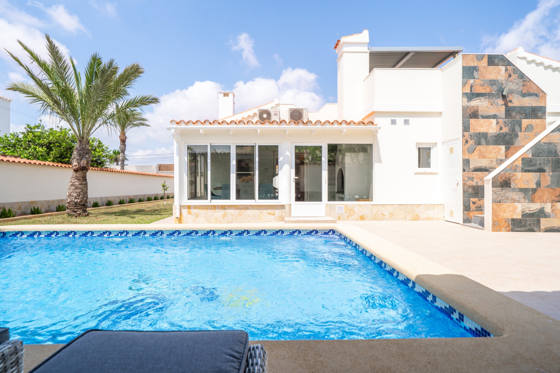Aus zweiter Hand - Villa -
Torrevieja - Costa Blanca