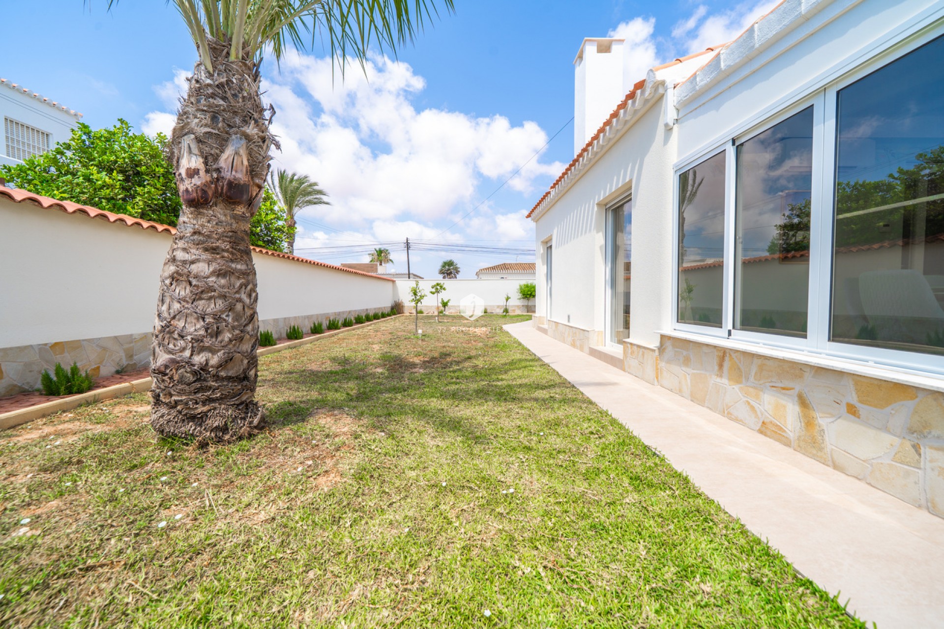 Aus zweiter Hand - Villa -
Torrevieja - Costa Blanca