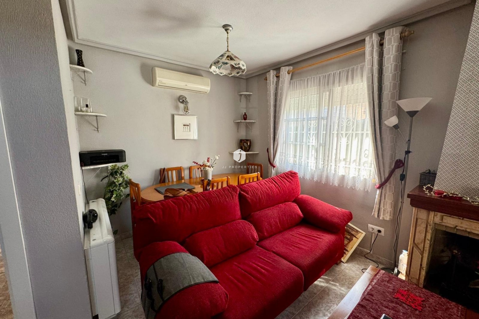 Aus zweiter Hand - Villa -
Torrevieja - Costa Blanca