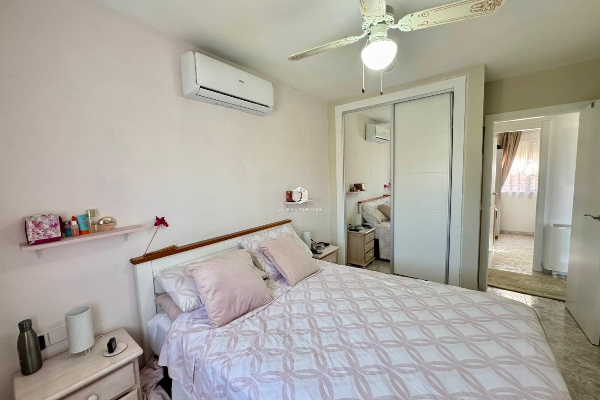 Aus zweiter Hand - Villa -
Torrevieja - Costa Blanca