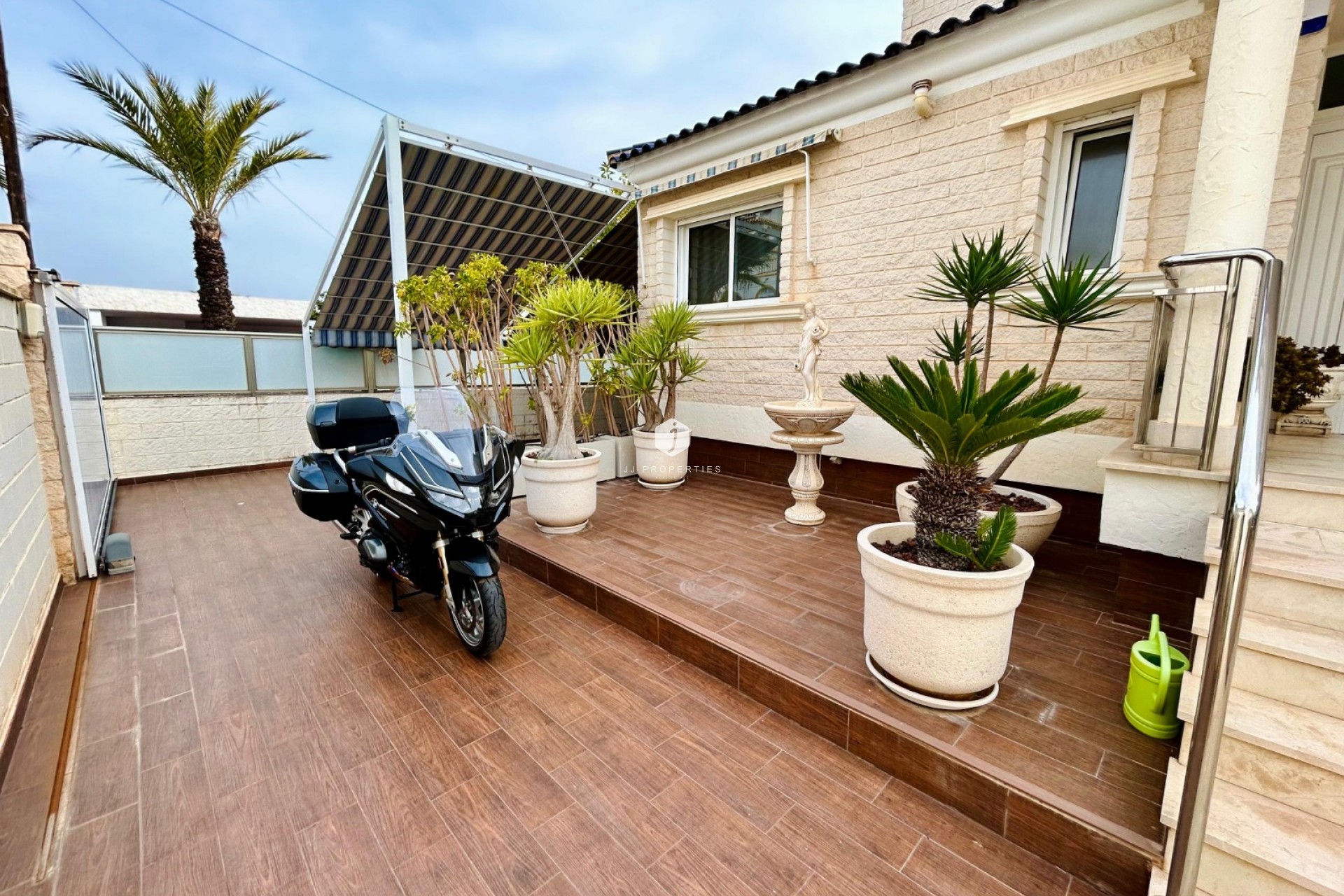 Aus zweiter Hand - Villa -
Torrevieja - Costa Blanca