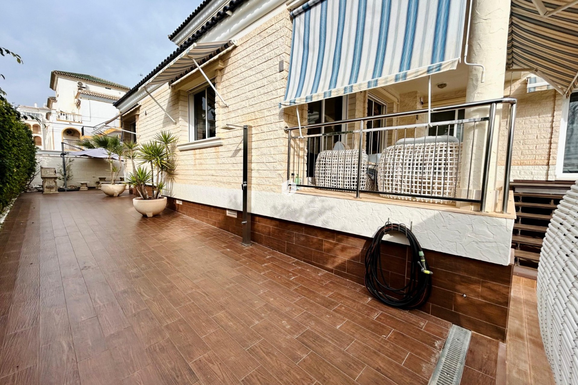 Aus zweiter Hand - Villa -
Torrevieja - Costa Blanca