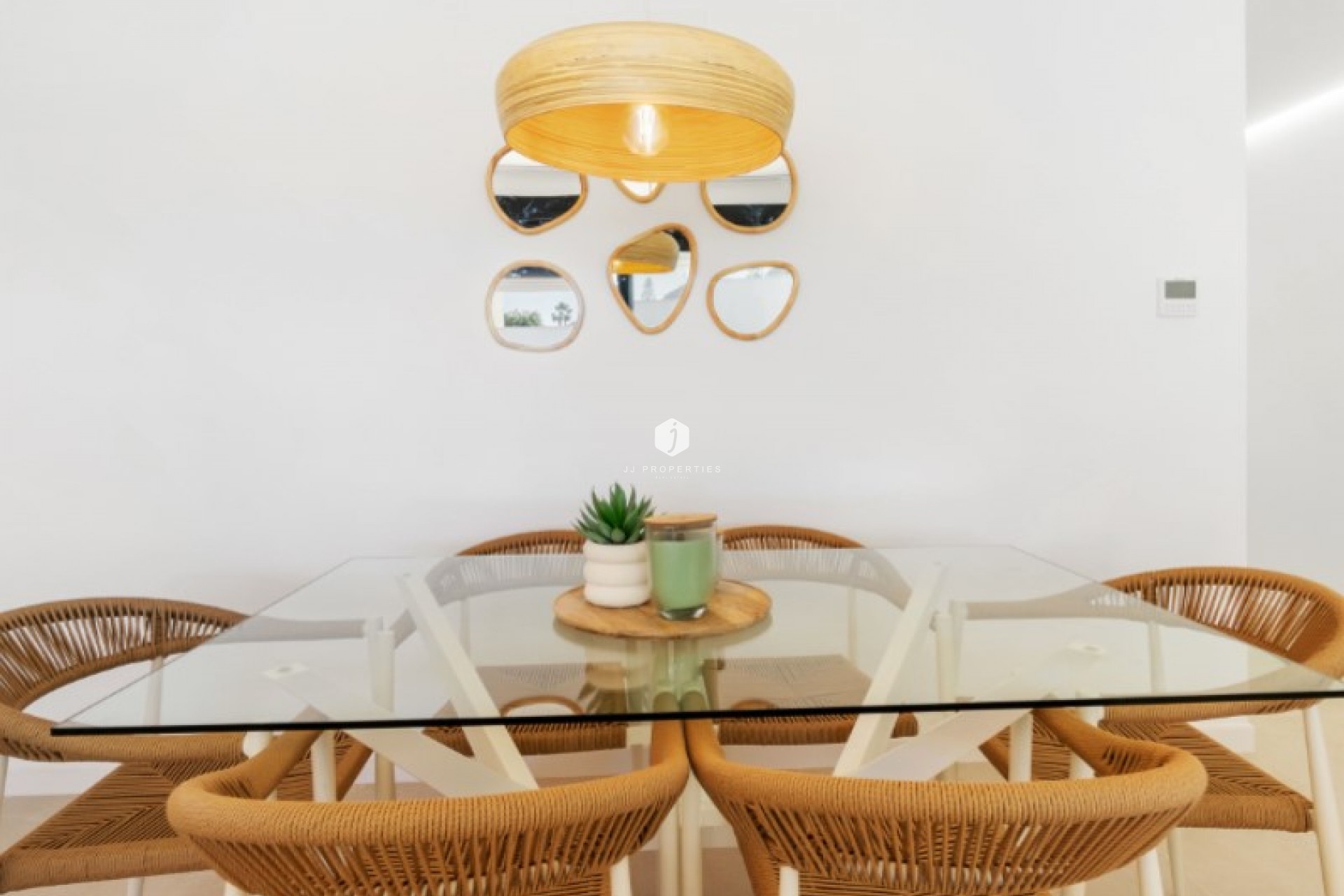 Aus zweiter Hand - Villa -
Torrevieja - Costa Blanca