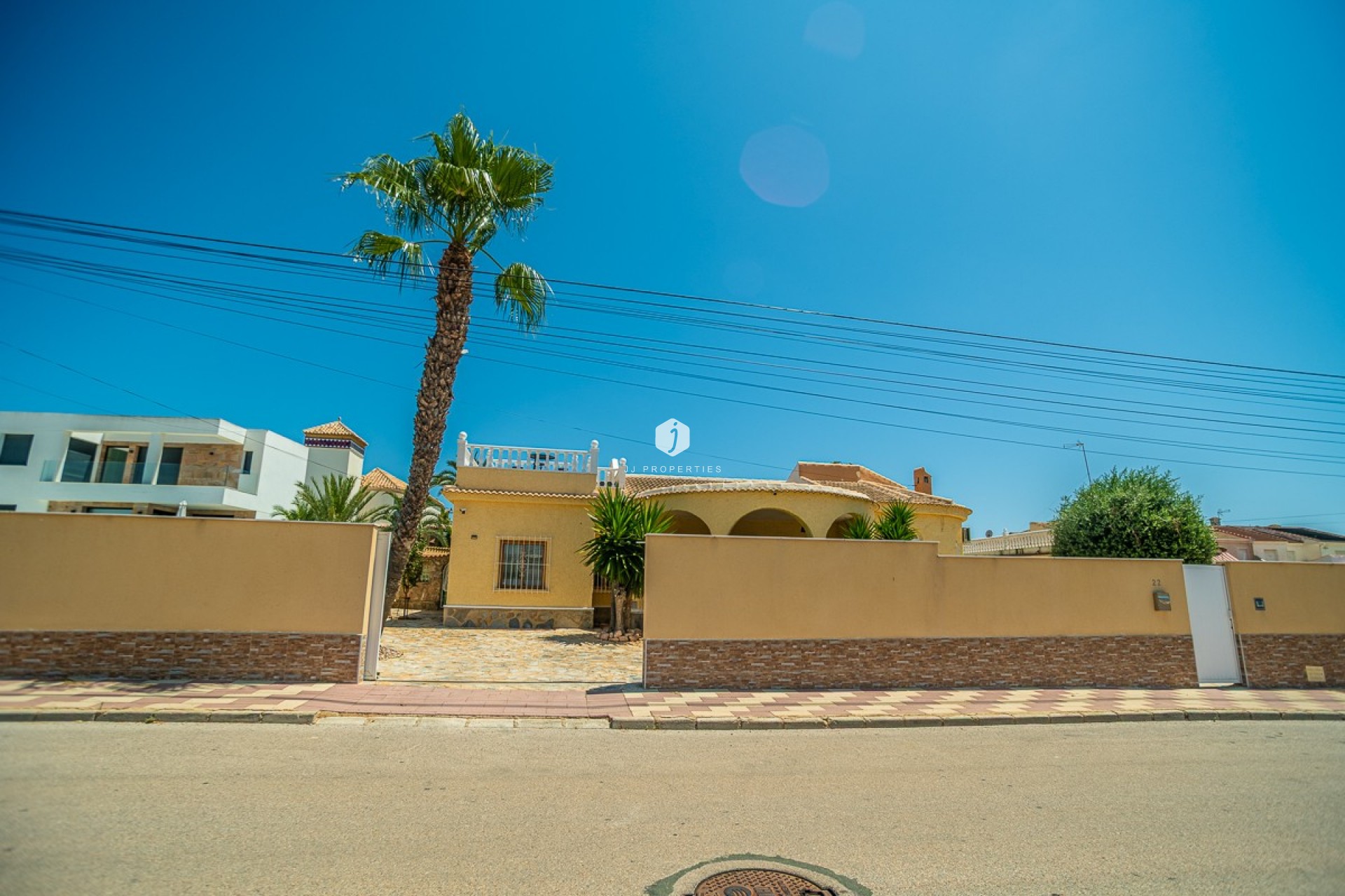 Aus zweiter Hand - Villa -
Torrevieja - Costa Blanca