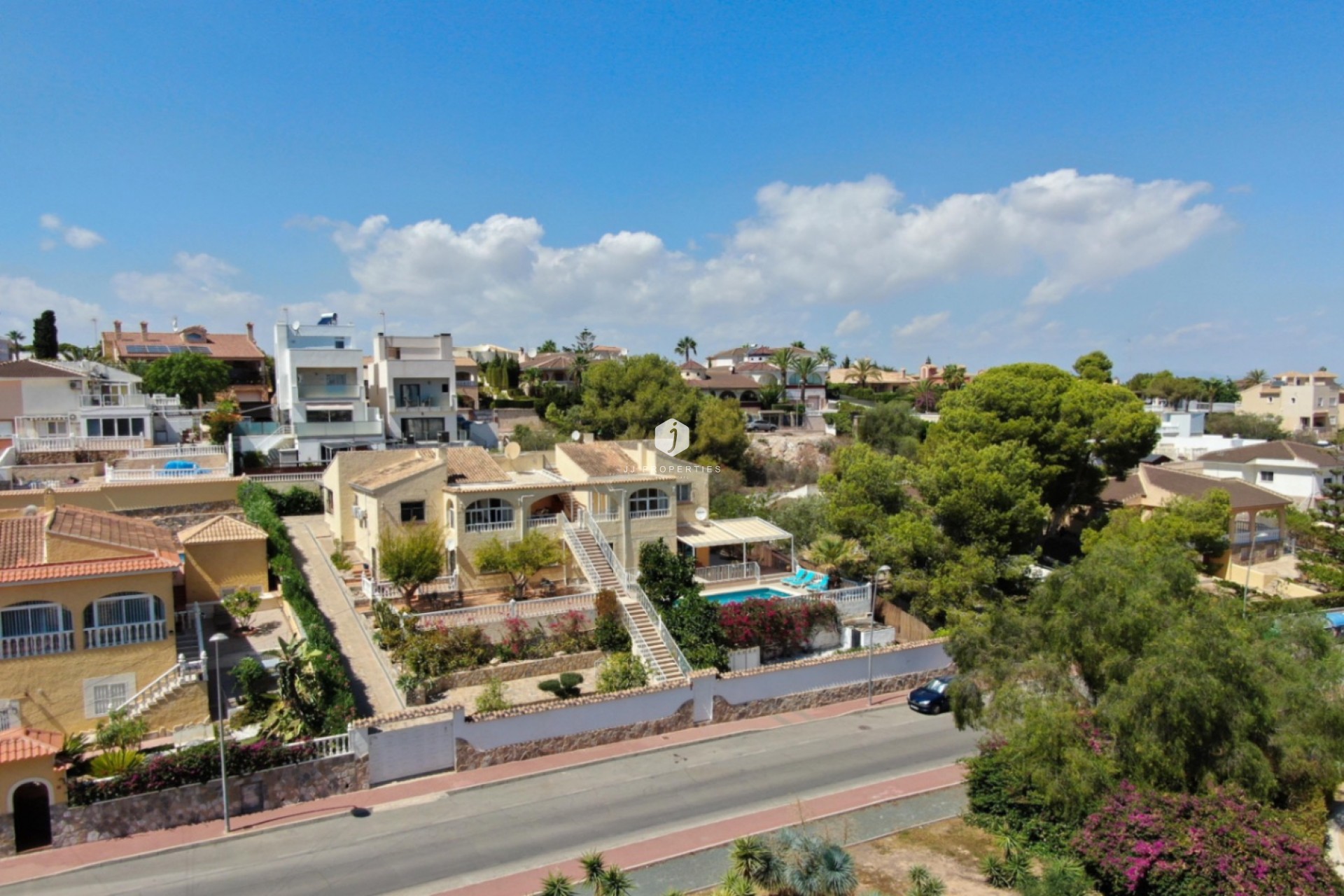 Aus zweiter Hand - Villa -
Torrevieja - Costa Blanca