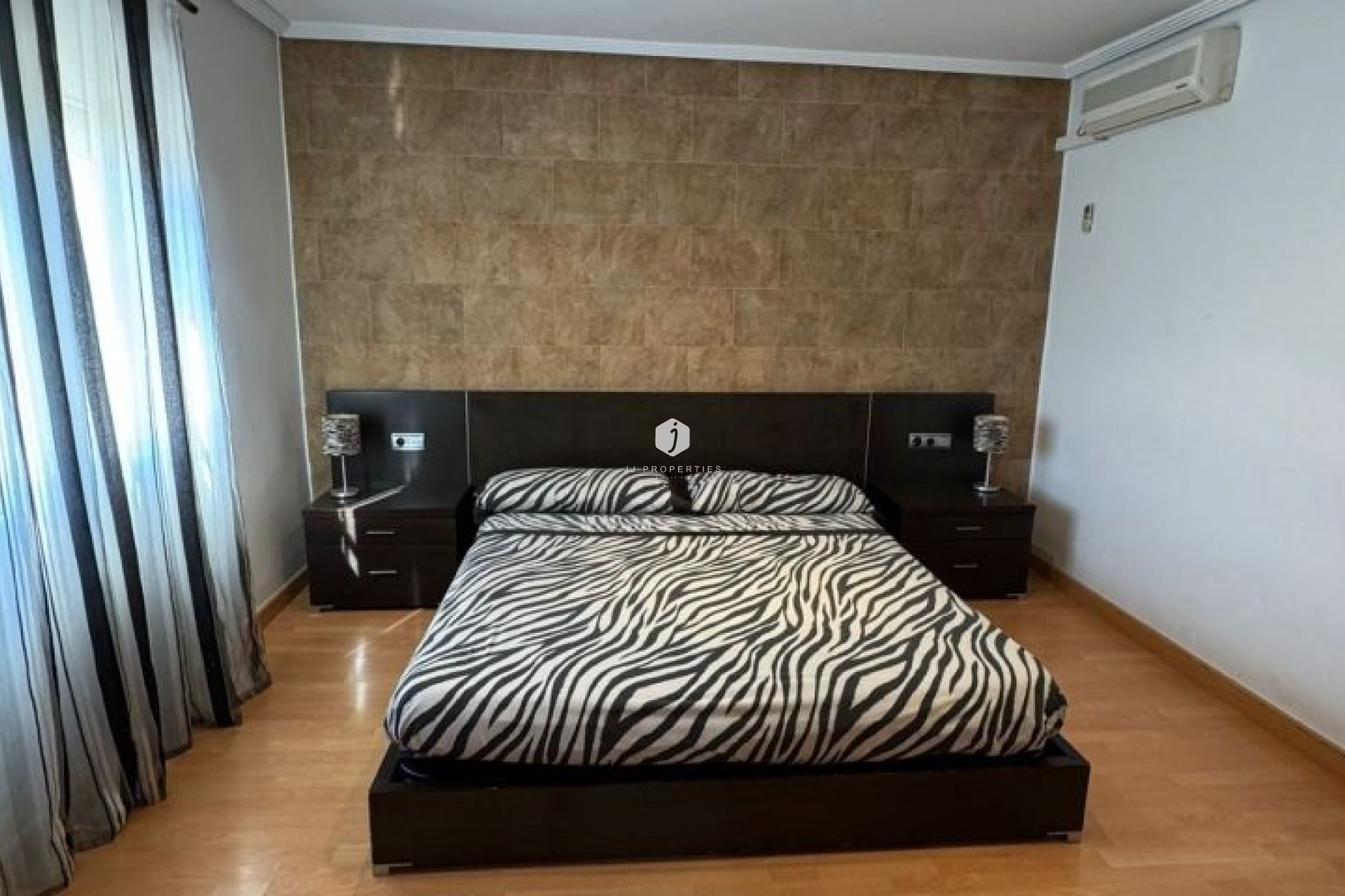 Aus zweiter Hand - Villa -
Torrevieja - Costa Blanca