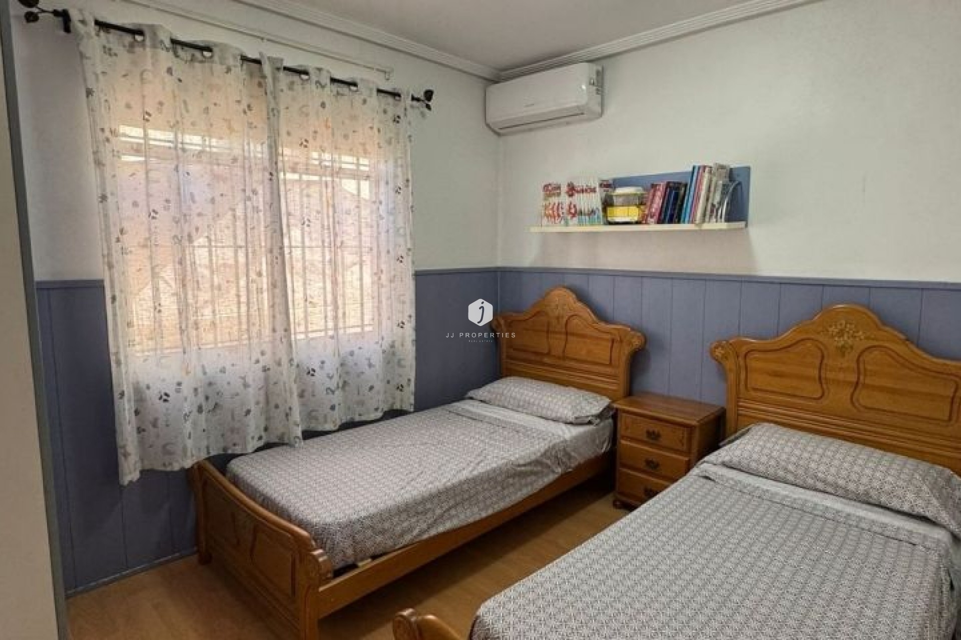 Aus zweiter Hand - Villa -
Torrevieja - Costa Blanca