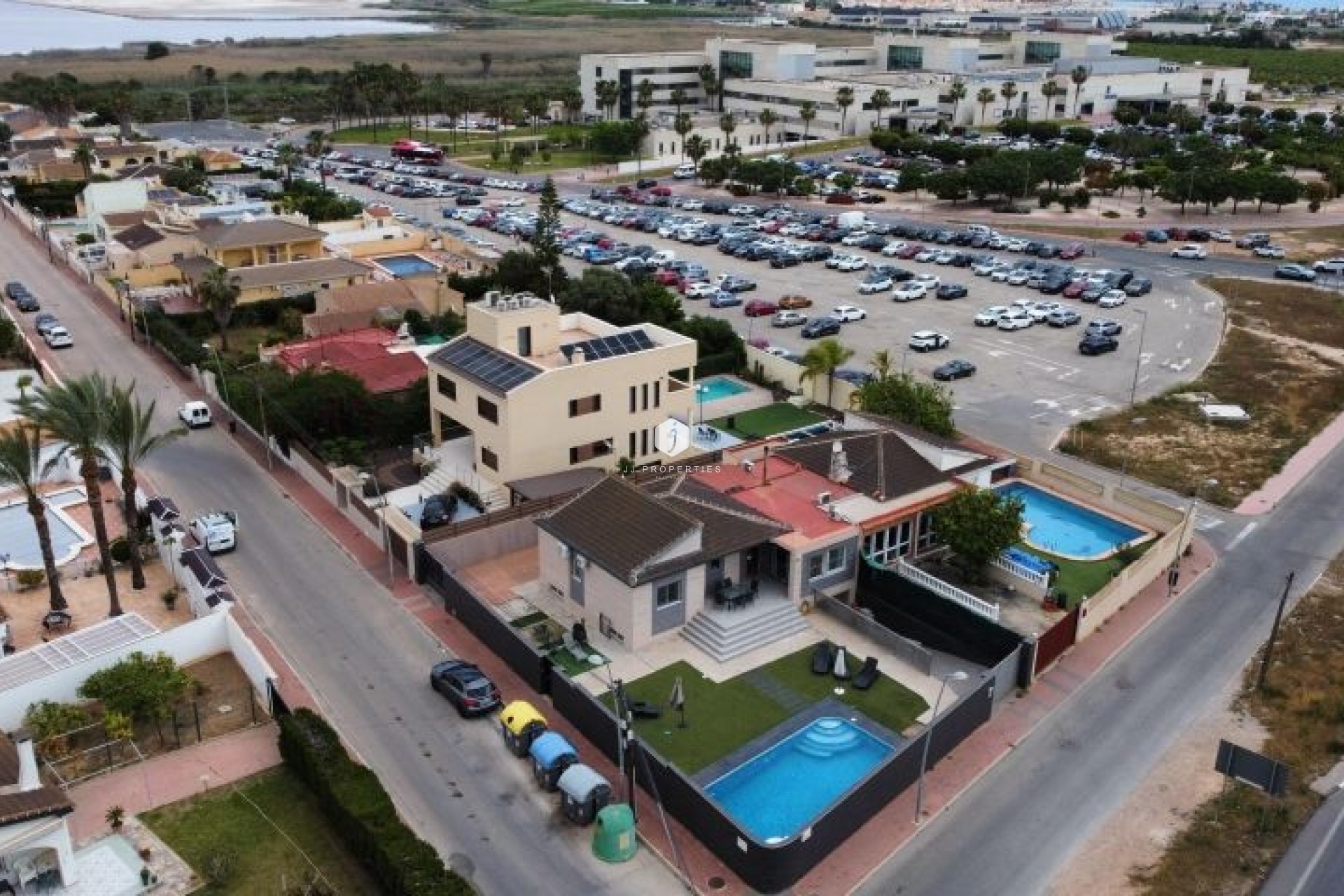 Aus zweiter Hand - Villa -
Torrevieja - Costa Blanca