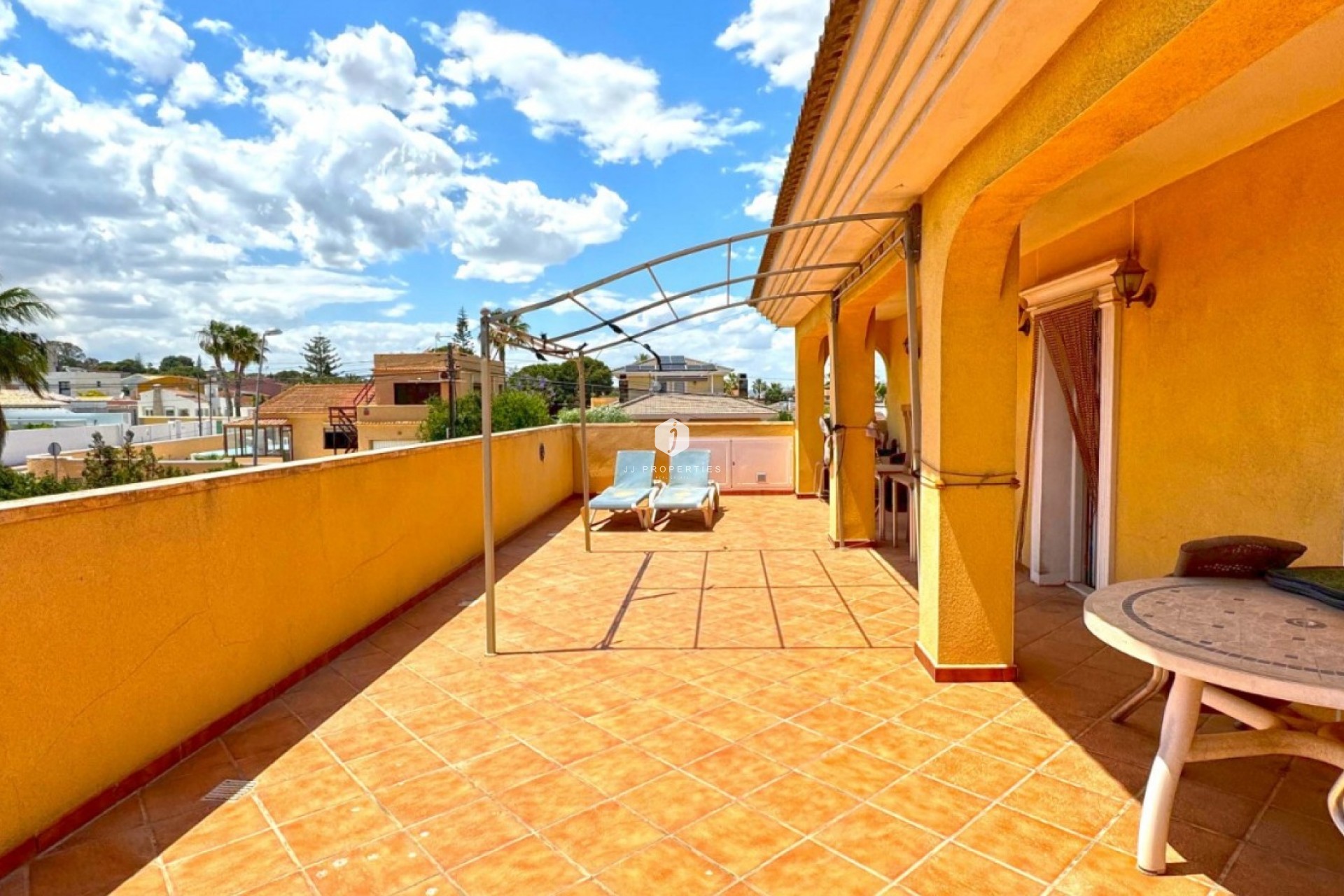 Aus zweiter Hand - Villa -
Torrevieja - Costa Blanca