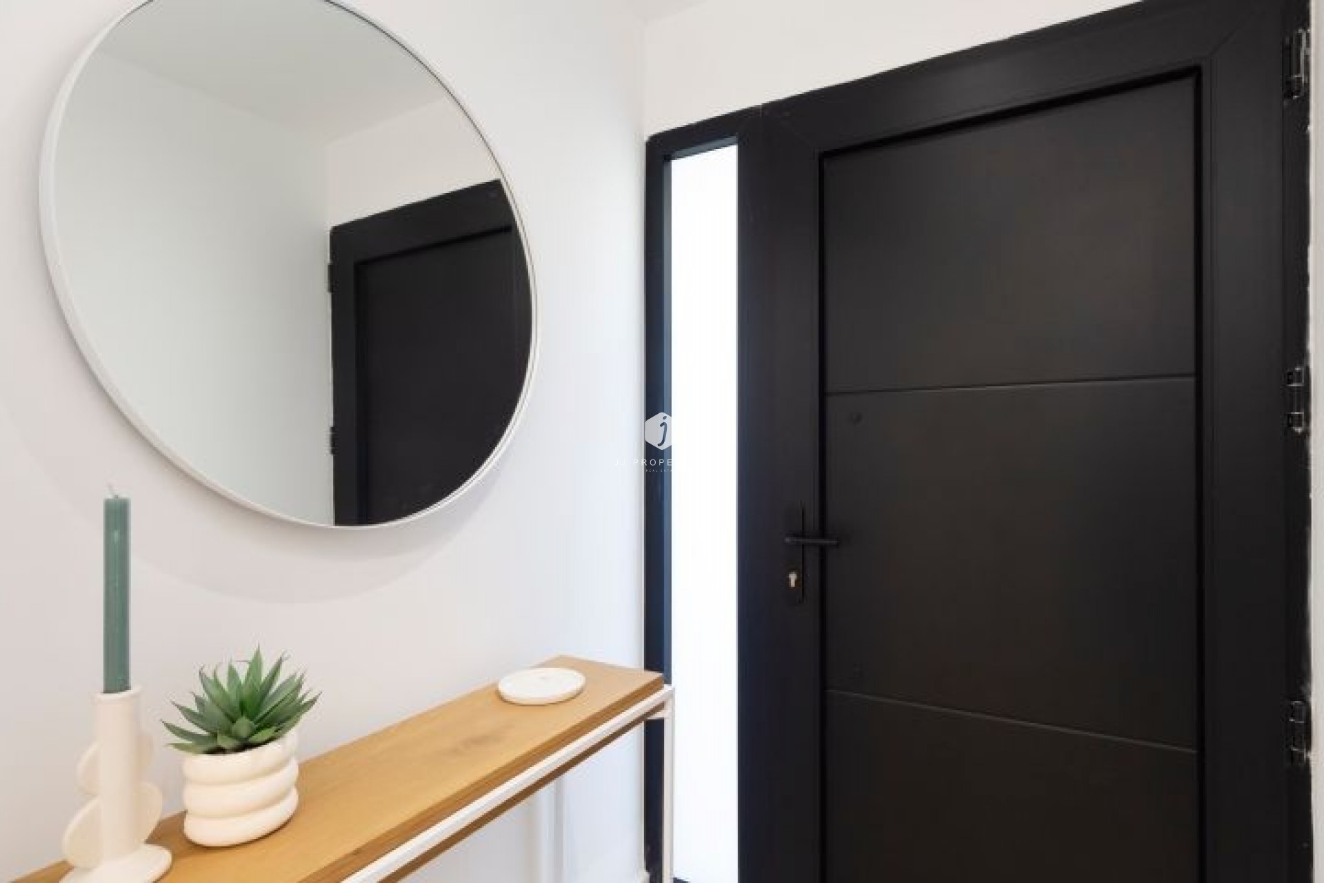 Aus zweiter Hand - Villa -
Torrevieja - Costa Blanca