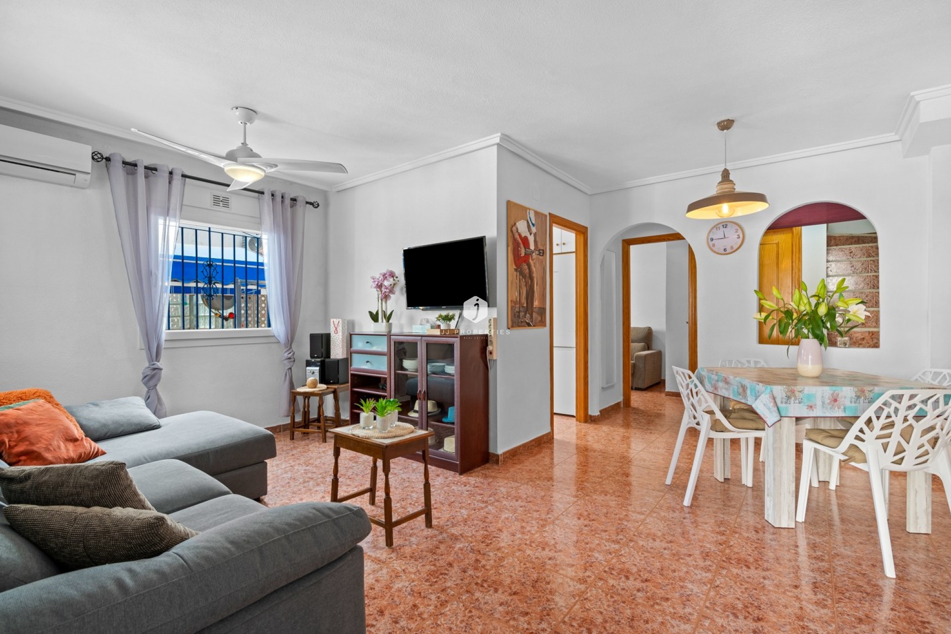 Aus zweiter Hand - Villa -
Torrevieja - Costa Blanca