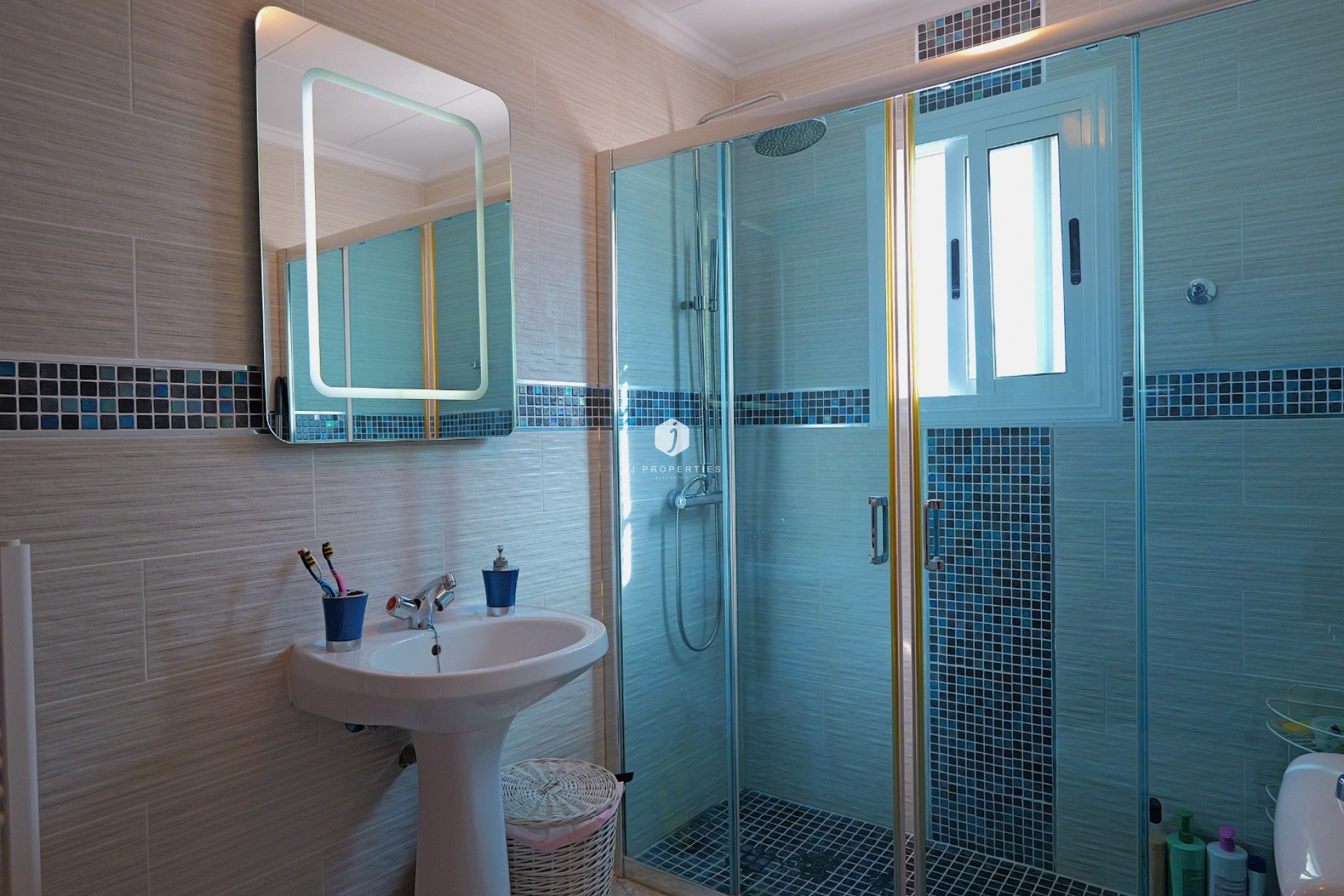 Aus zweiter Hand - Villa -
Torrevieja - Costa Blanca