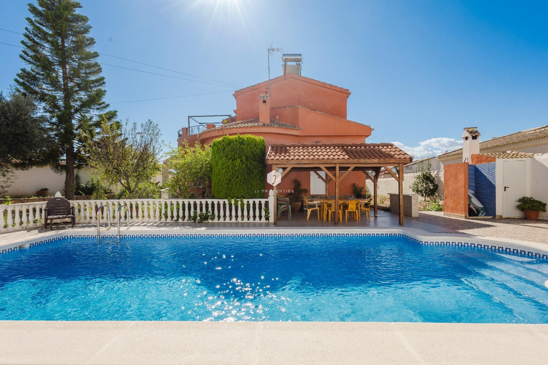 Aus zweiter Hand - Villa -
Torrevieja - Costa Blanca