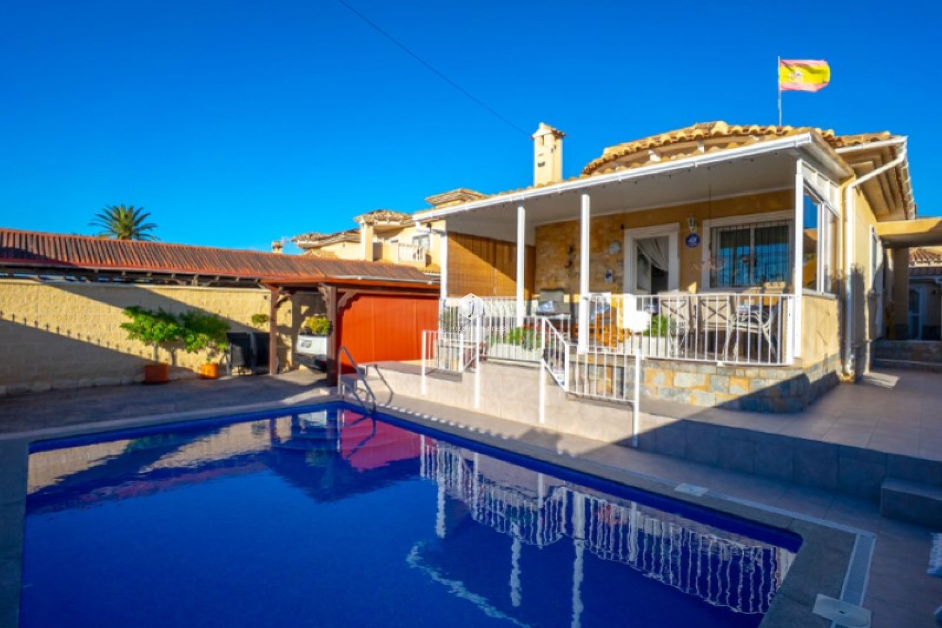 Aus zweiter Hand - Villa -
Torrevieja - Costa Blanca