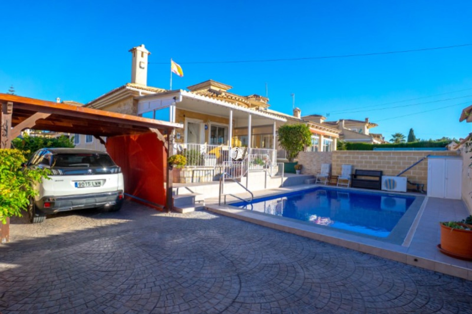 Aus zweiter Hand - Villa -
Torrevieja - Costa Blanca