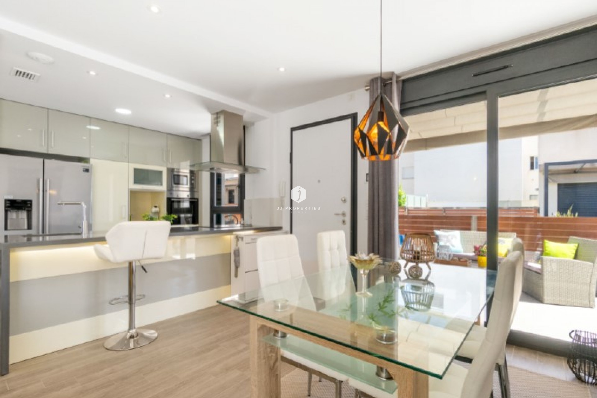 Aus zweiter Hand - Villa -
Torrevieja - Costa Blanca