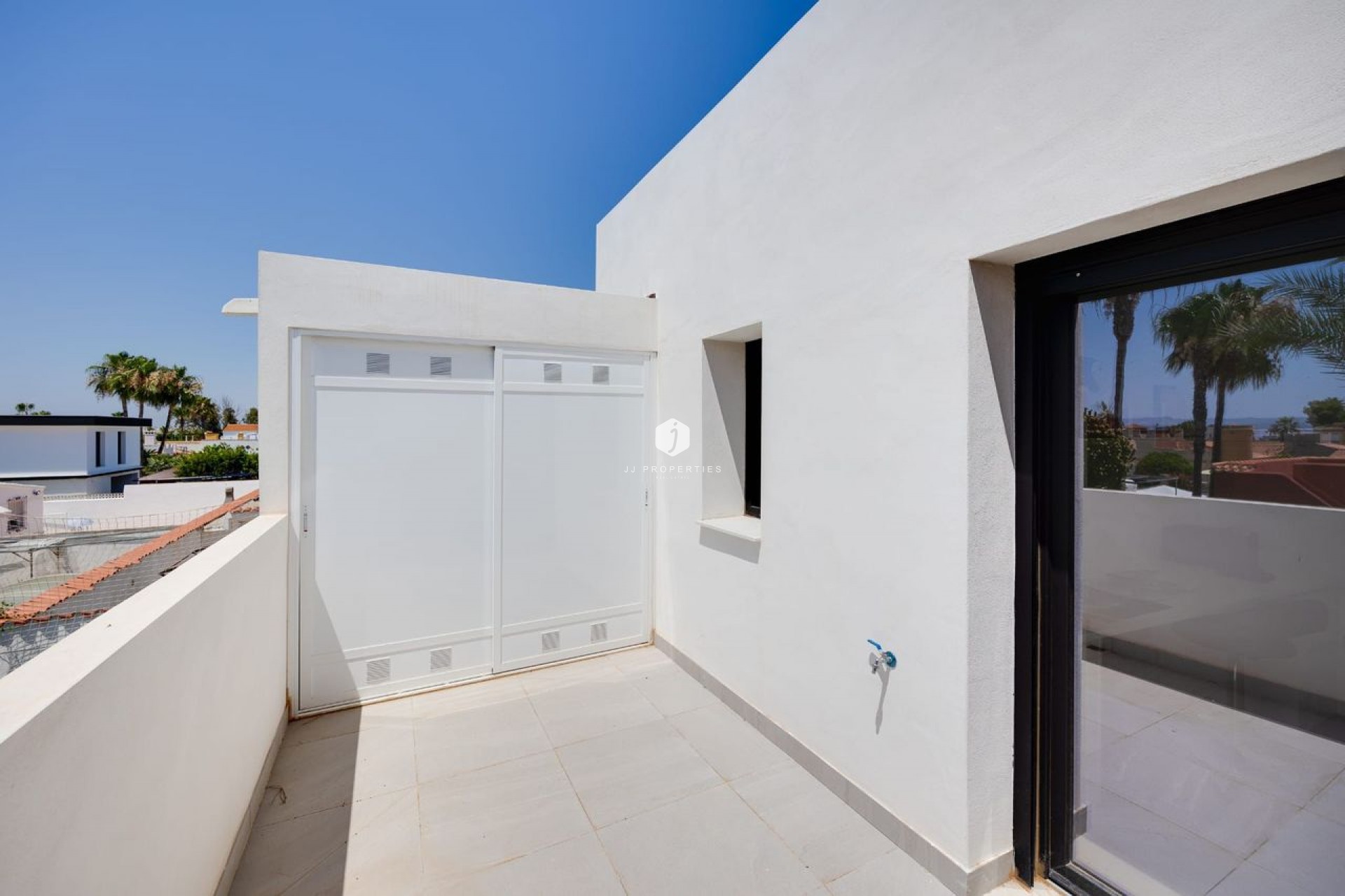 Aus zweiter Hand - Villa -
Torrevieja - Costa Blanca