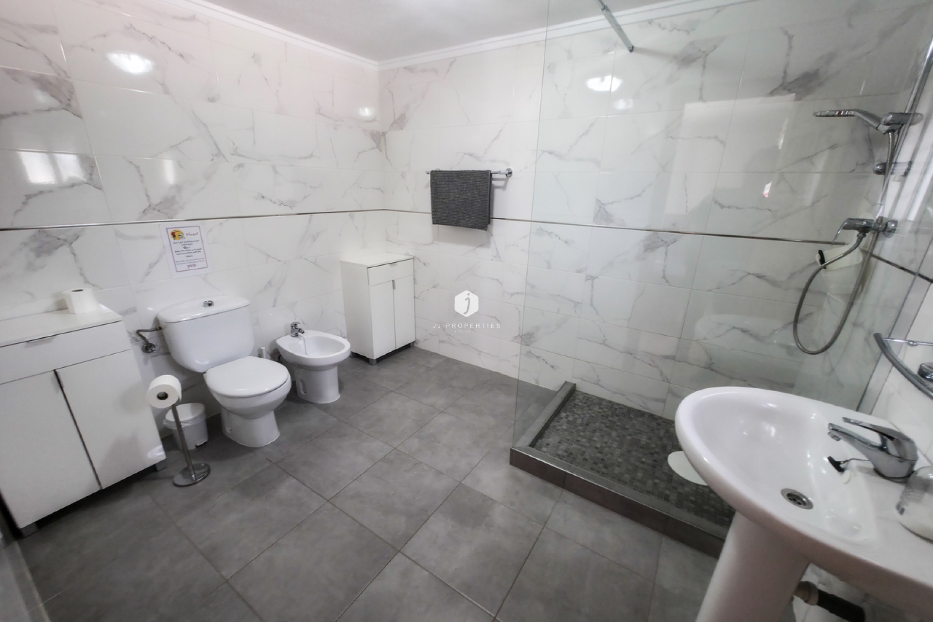 Aus zweiter Hand - Villa -
Torrevieja - Costa Blanca