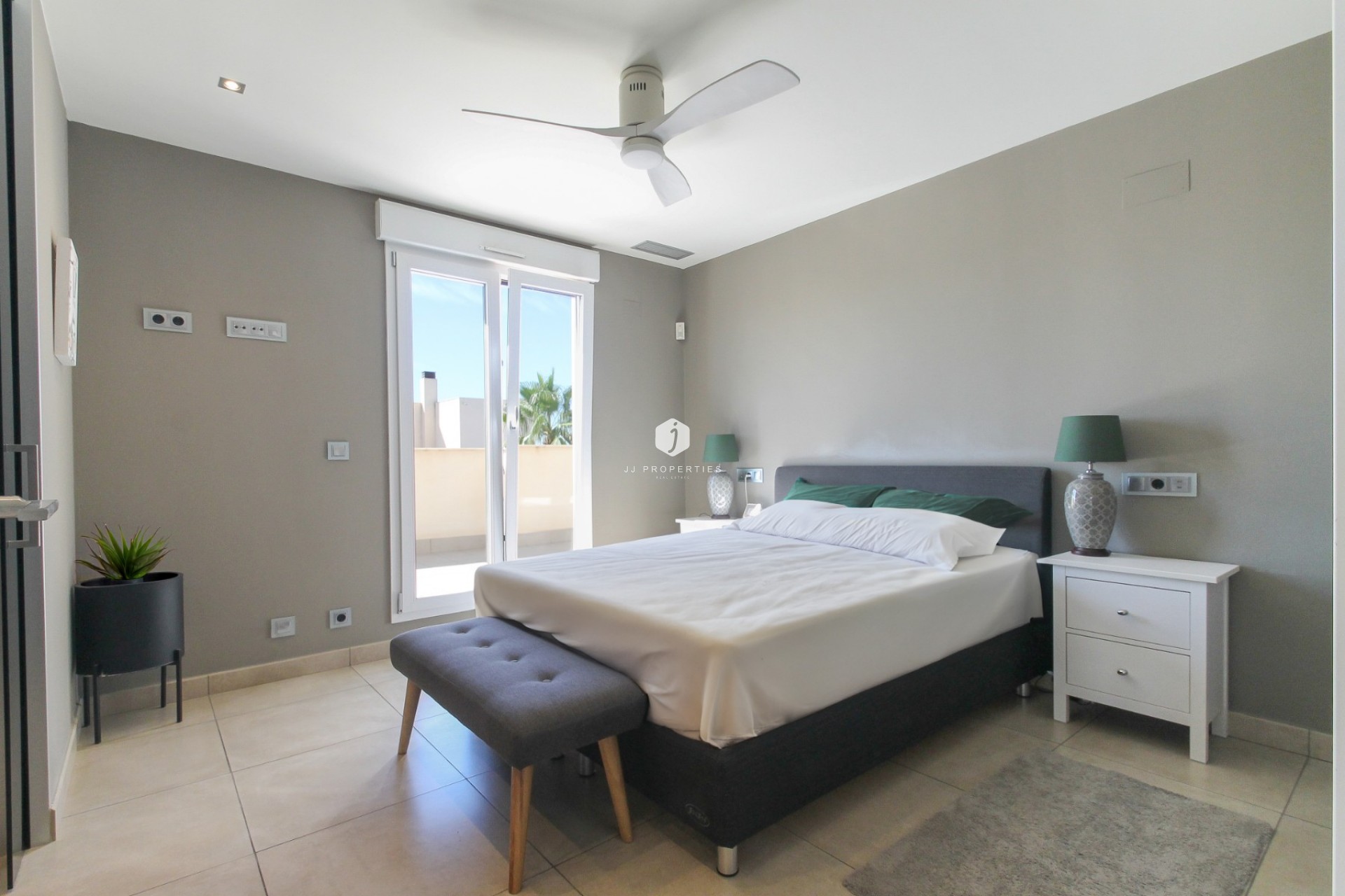 Aus zweiter Hand - Villa -
Torrevieja - Costa Blanca
