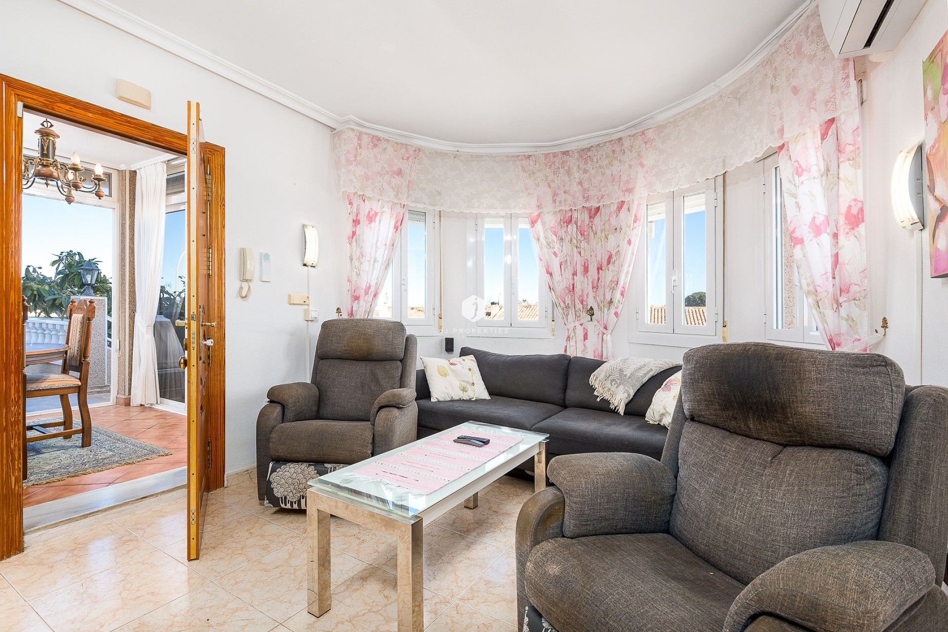 Aus zweiter Hand - Villa -
Torrevieja - Costa Blanca