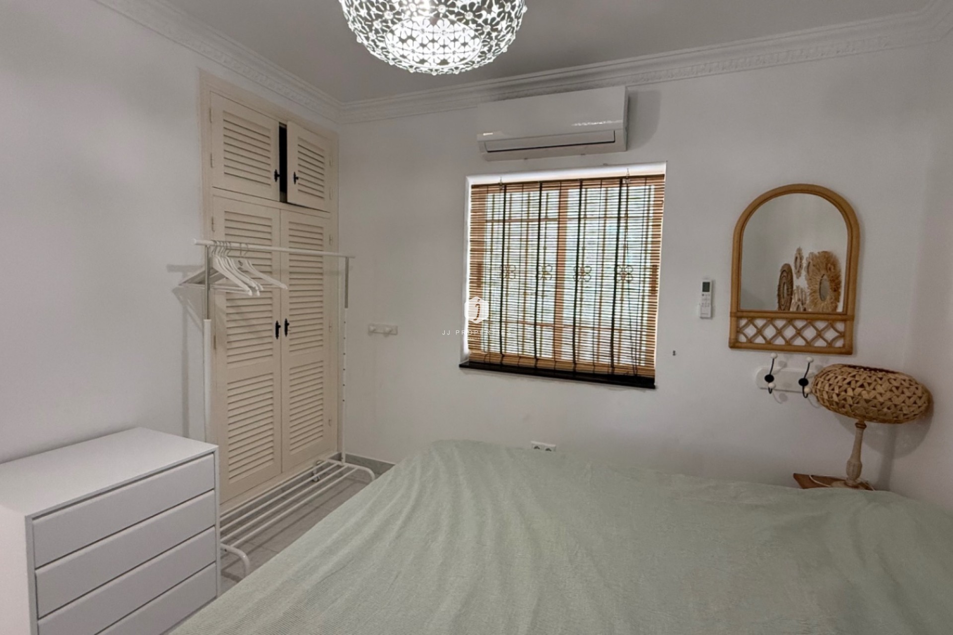 Aus zweiter Hand - Villa -
Torrevieja - Costa Blanca